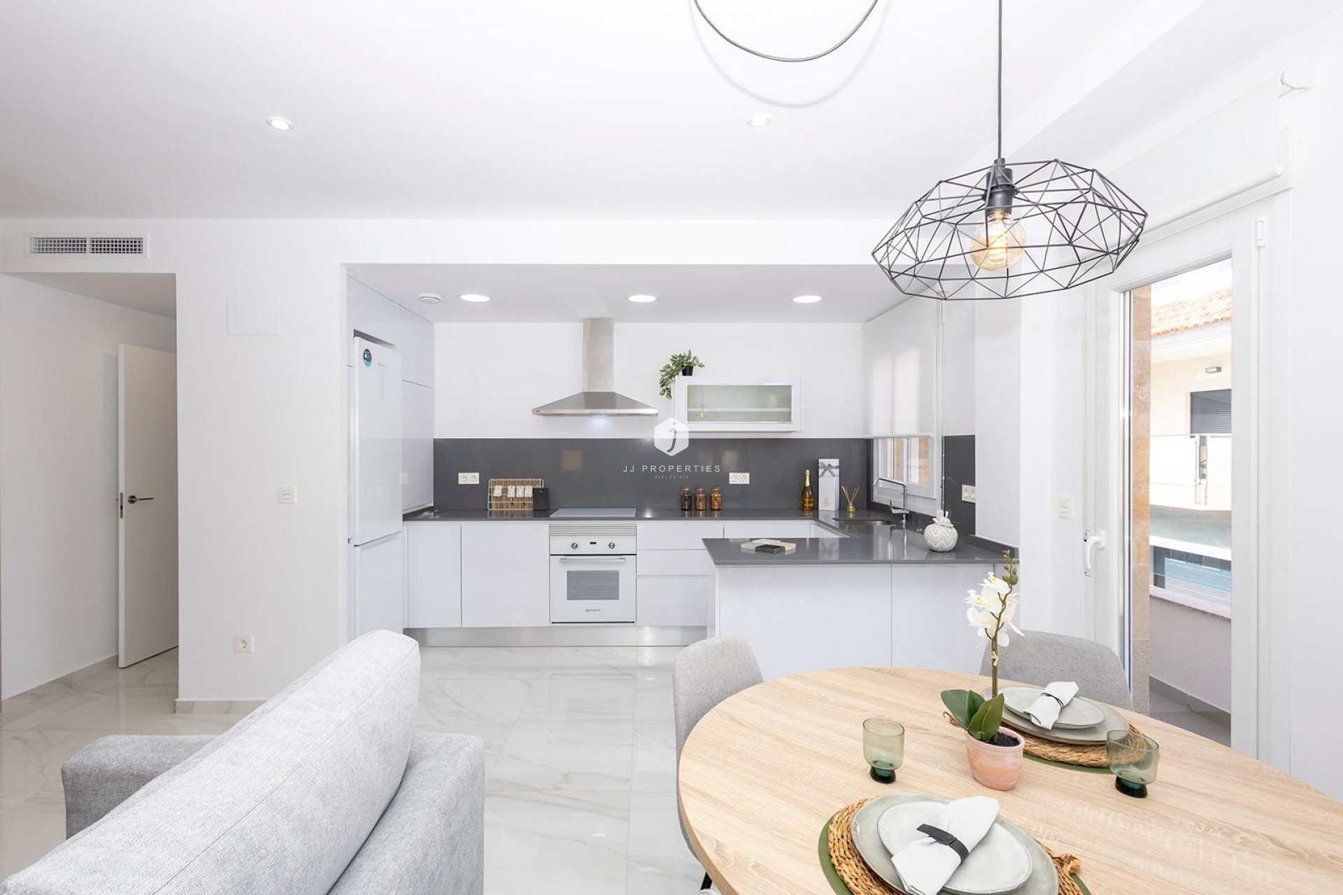 Obra nueva - Apartamento / piso -
Jacarilla - pueblo