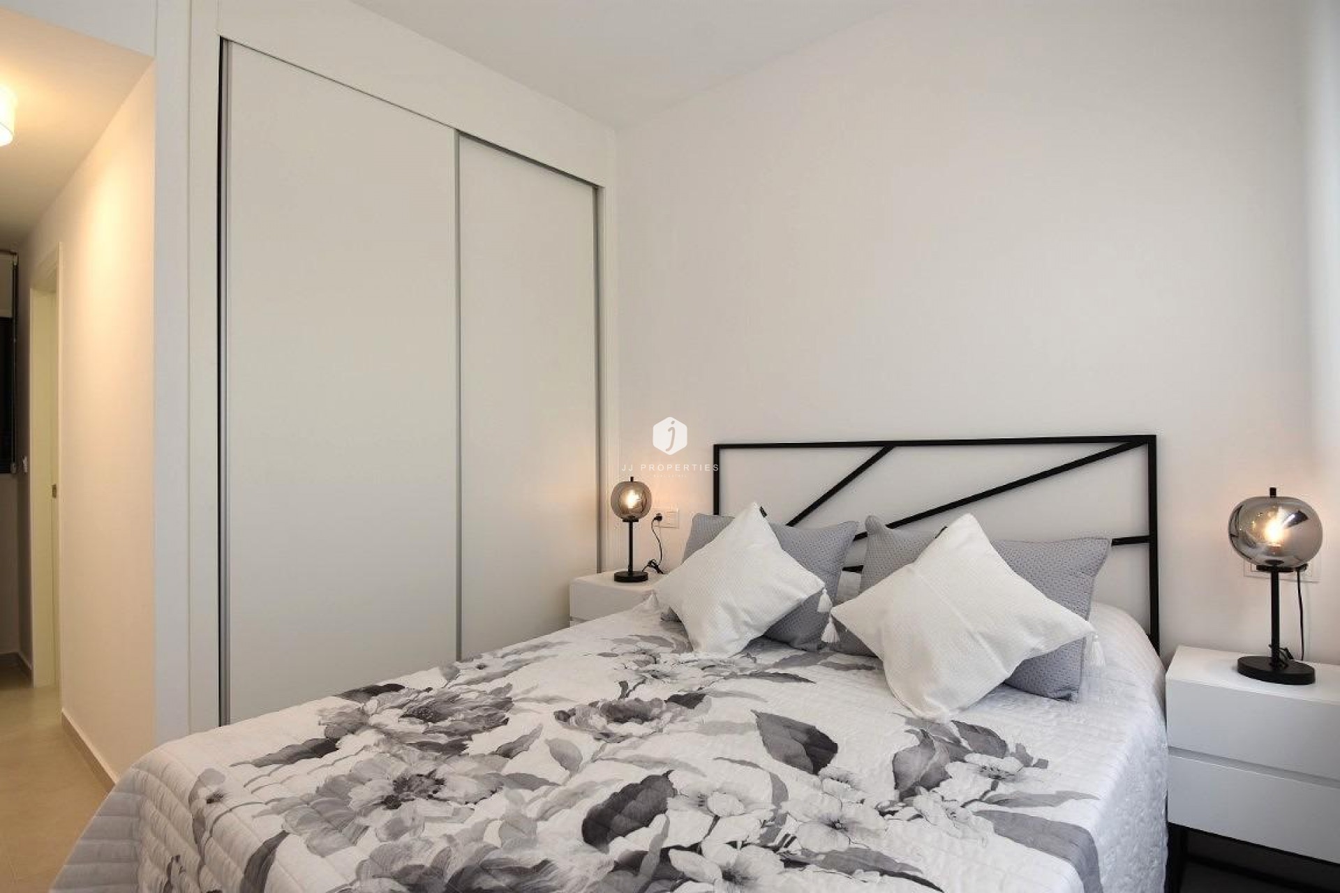 Obra nueva - Apartamento / piso -
San Miguel de Salinas - Pueblo