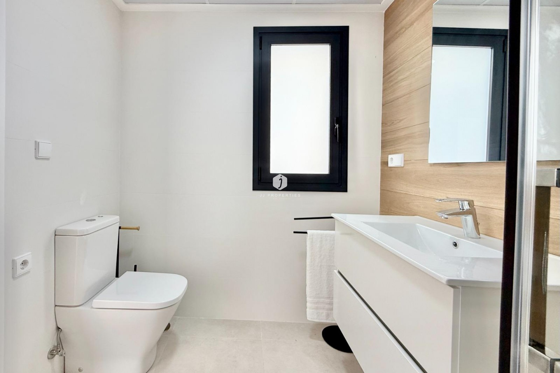 Obra nueva - Chalet -
Cox - San Fernando