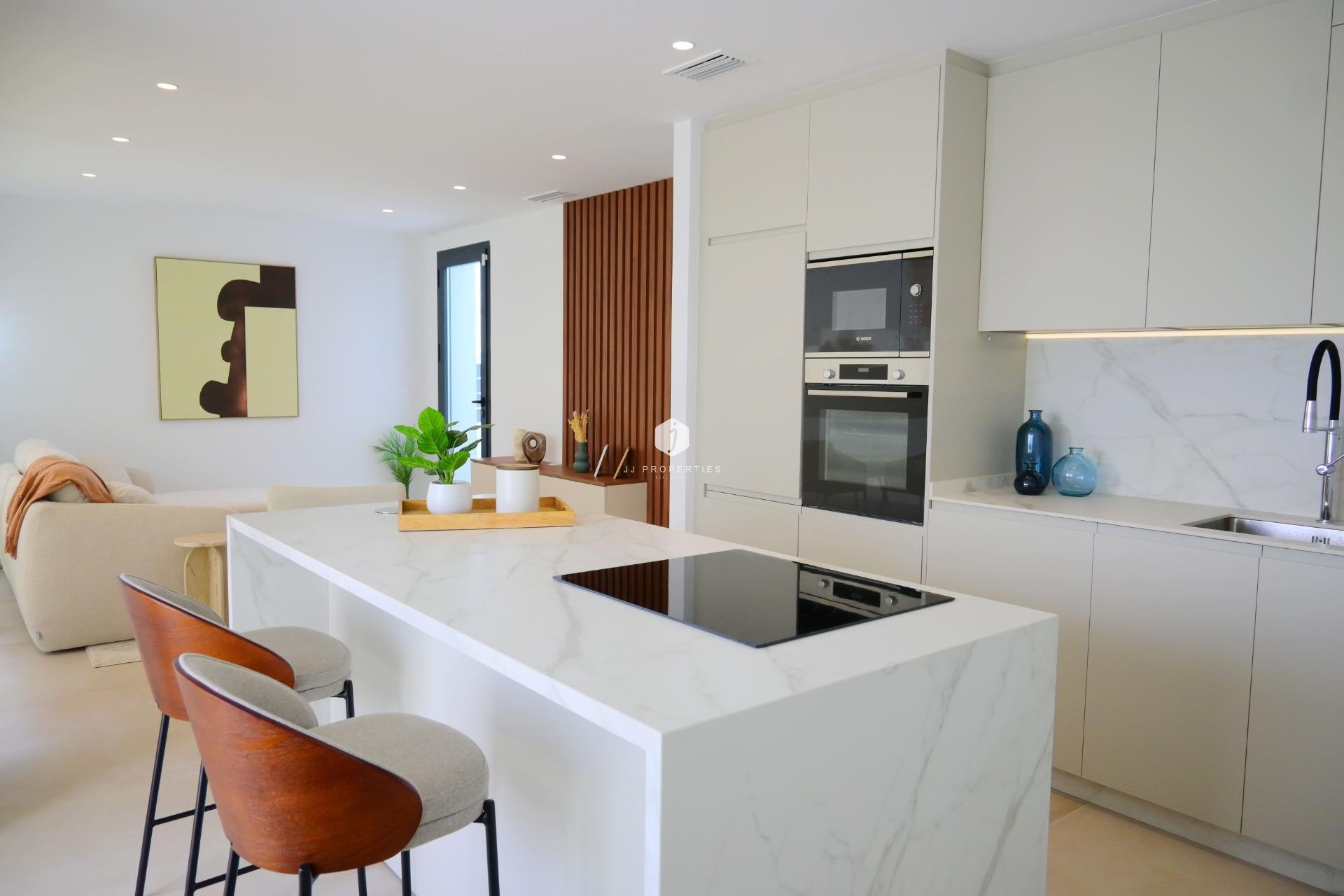 Obra nueva - Chalet -
Dolores - polideportivo