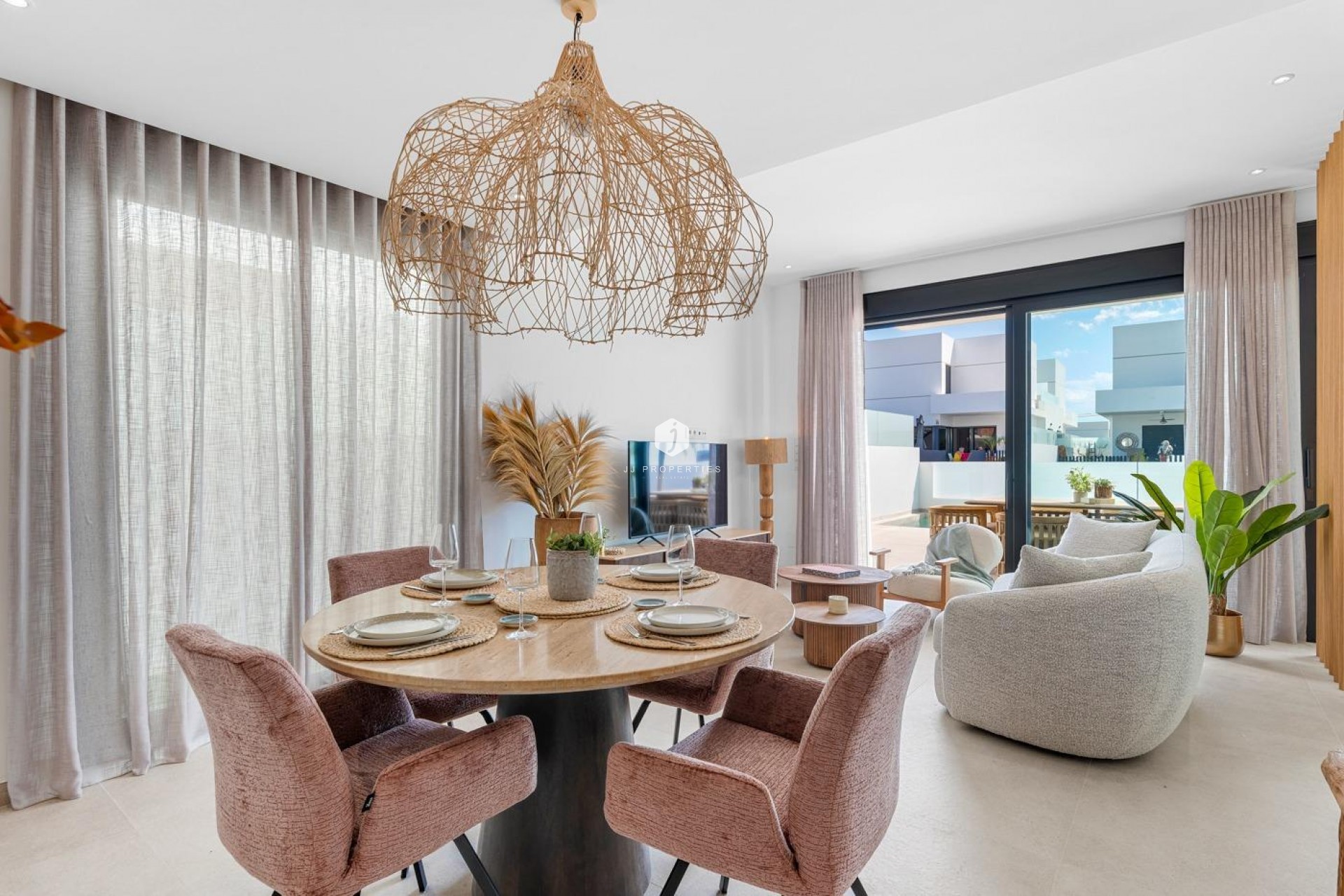 Obra nueva - Chalet -
Dolores - Sector 3