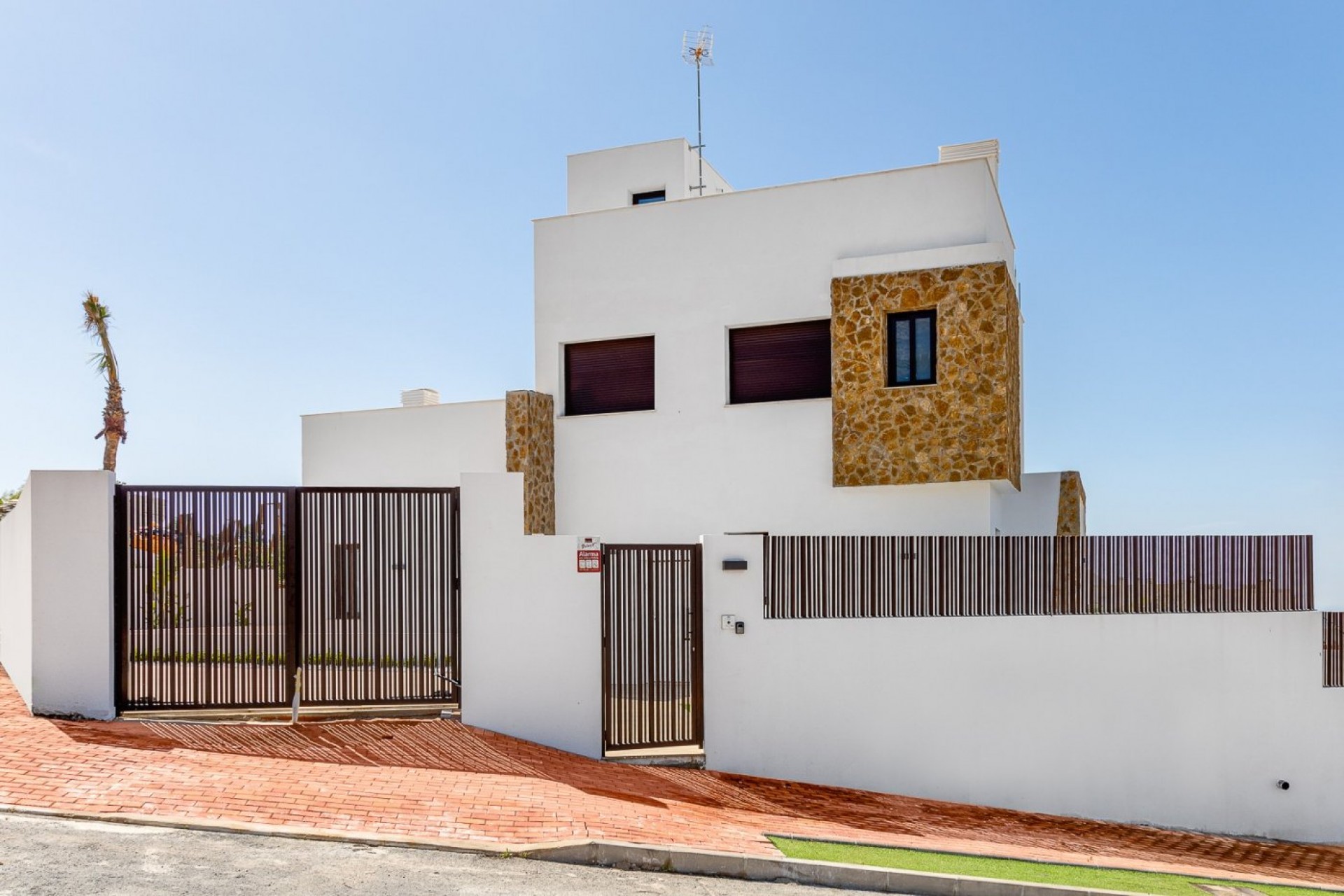 Obra nueva - Chalet -
Finestrat - Balcón de finestrat