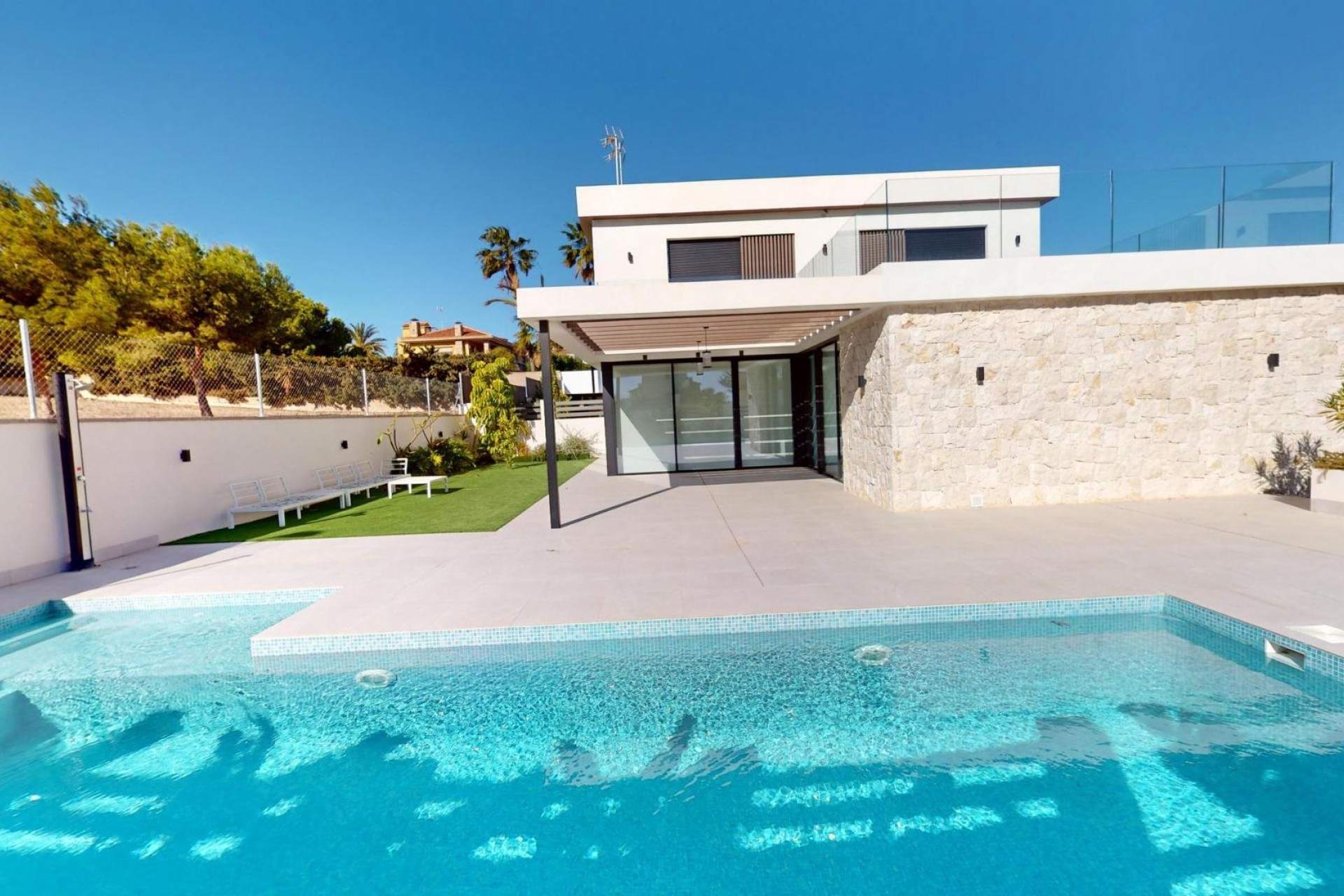 Obra nueva - Chalet -
Orihuela Costa - Montezenia