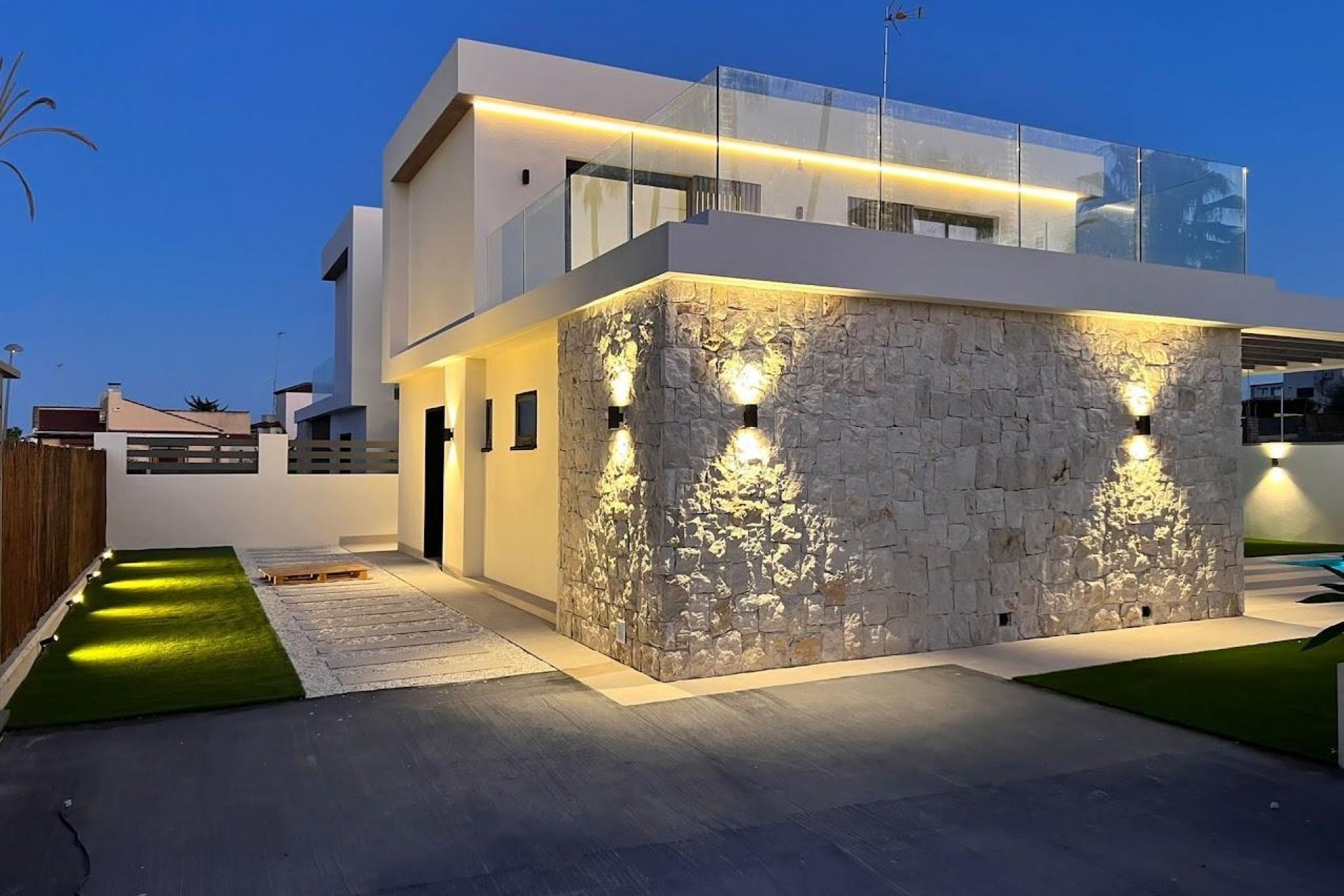 Obra nueva - Chalet -
Orihuela Costa - Montezenia