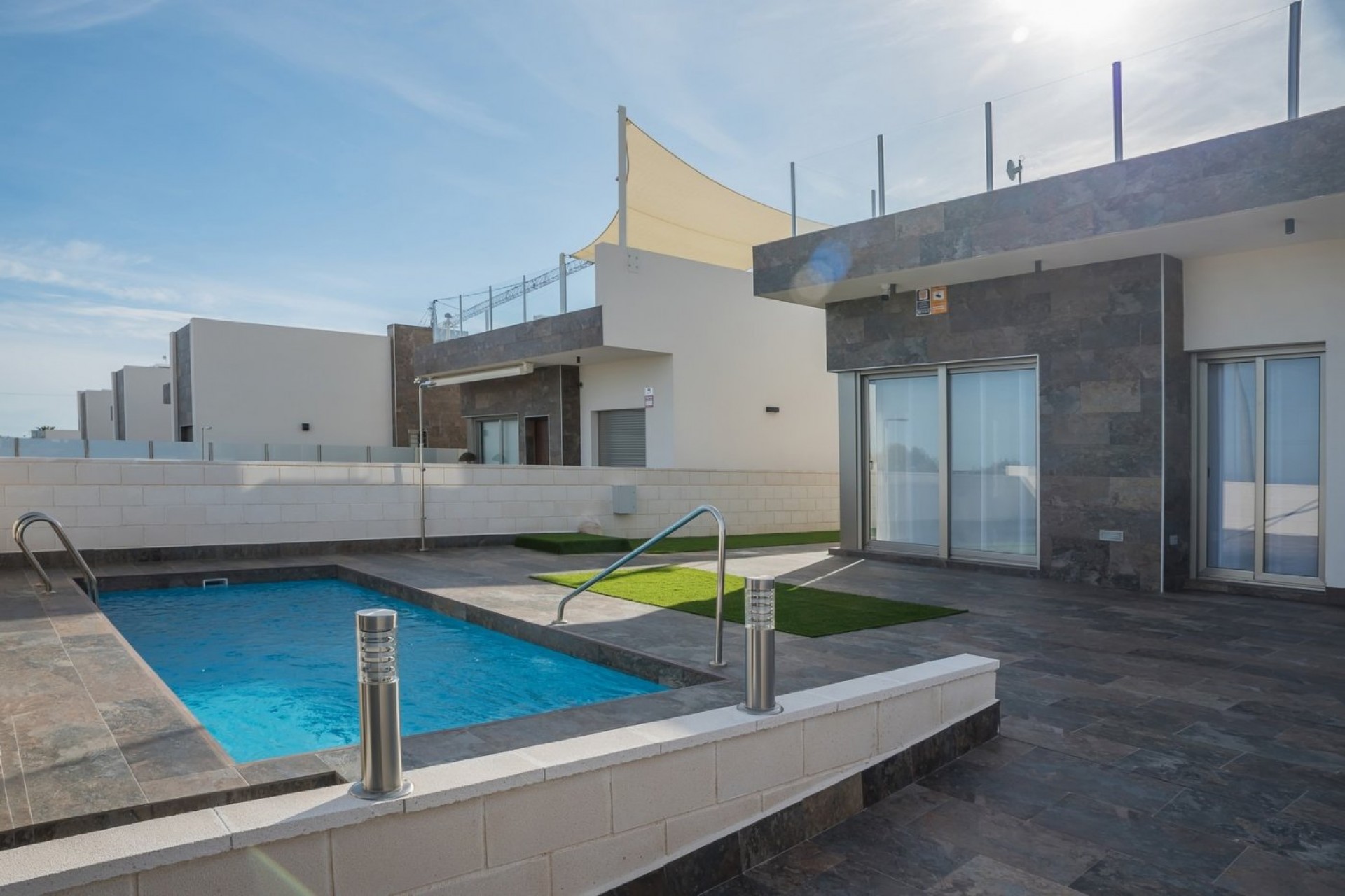 Obra nueva - Chalet -
Orihuela Costa - PAU 8