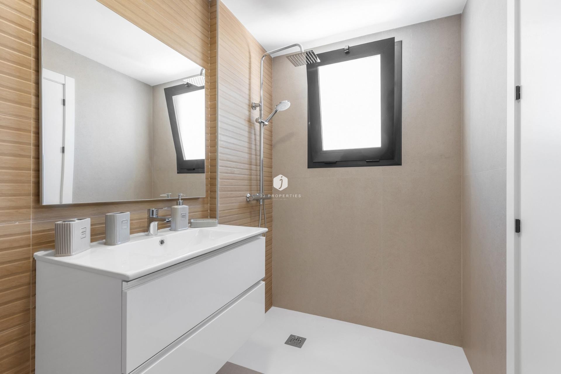 Obra nueva - Chalet -
Rafal - pueblo