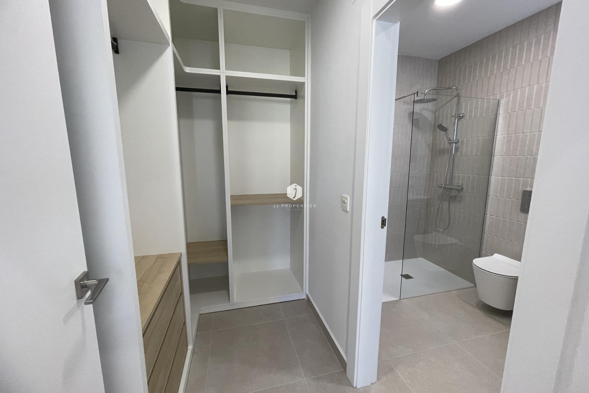 Obra nueva - Villa -
Almoradí - Heredades