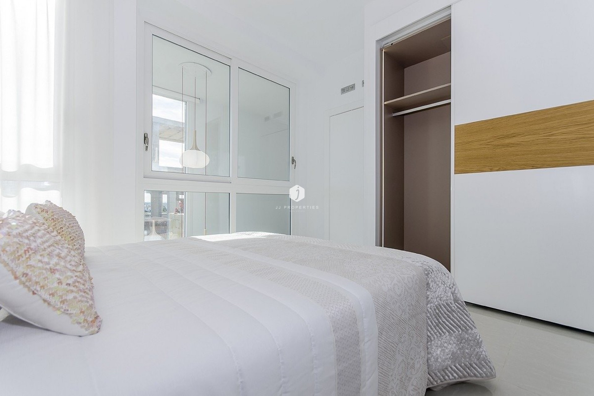 Obra nueva - Villa -
Los Montesinos - La herrada