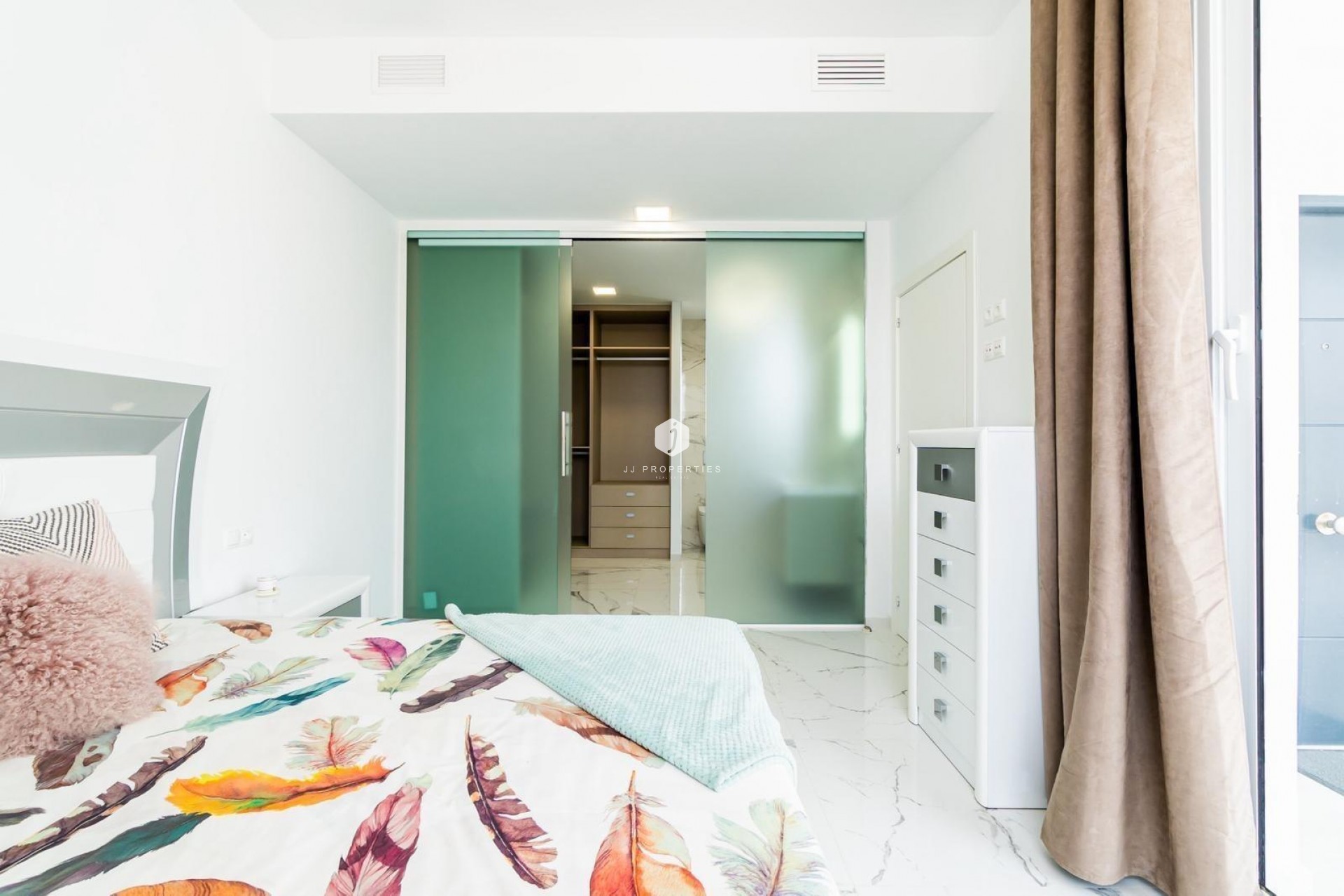 Obra nueva - Villa -
Orihuela Costa - PAU 26