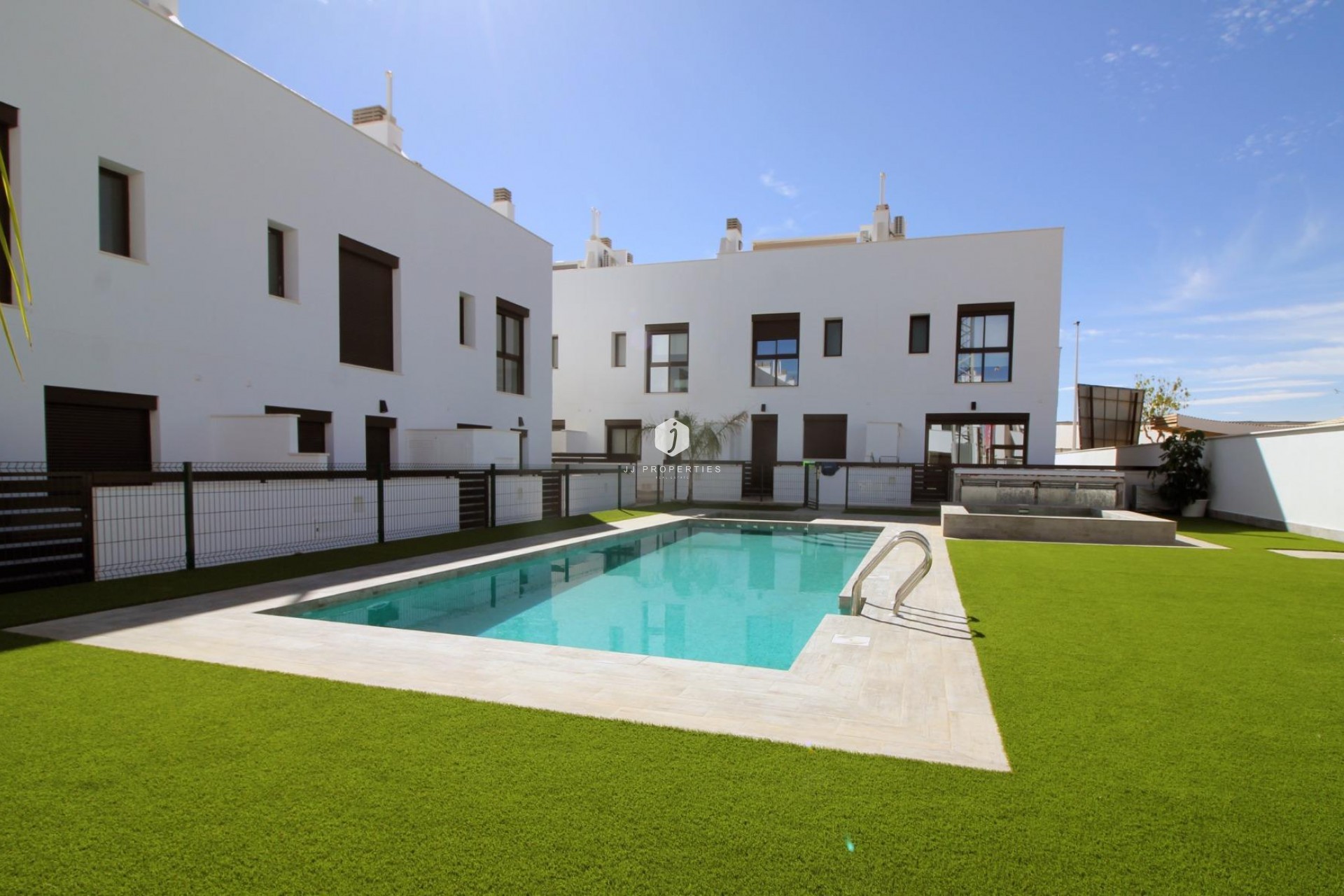 Obra nueva - Villa -
Pilar de la Horadada - parque Andromeda