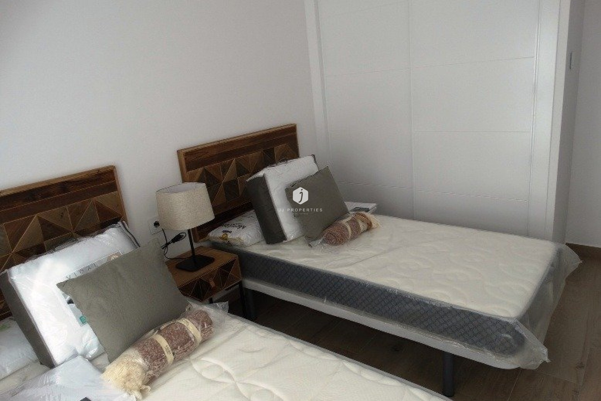 Obra nueva - Villa -
Pilar de la Horadada - pueblo