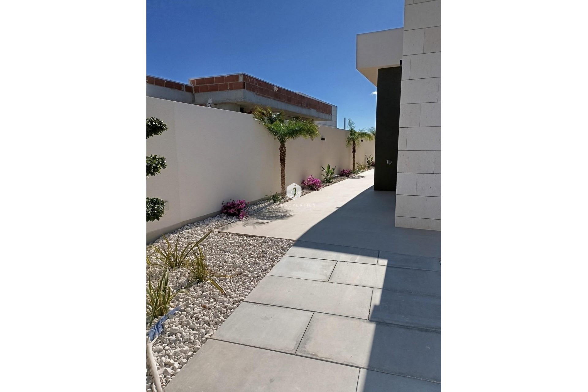 Obra nueva - Villa -
Pilar de la Horadada - Roda Golf