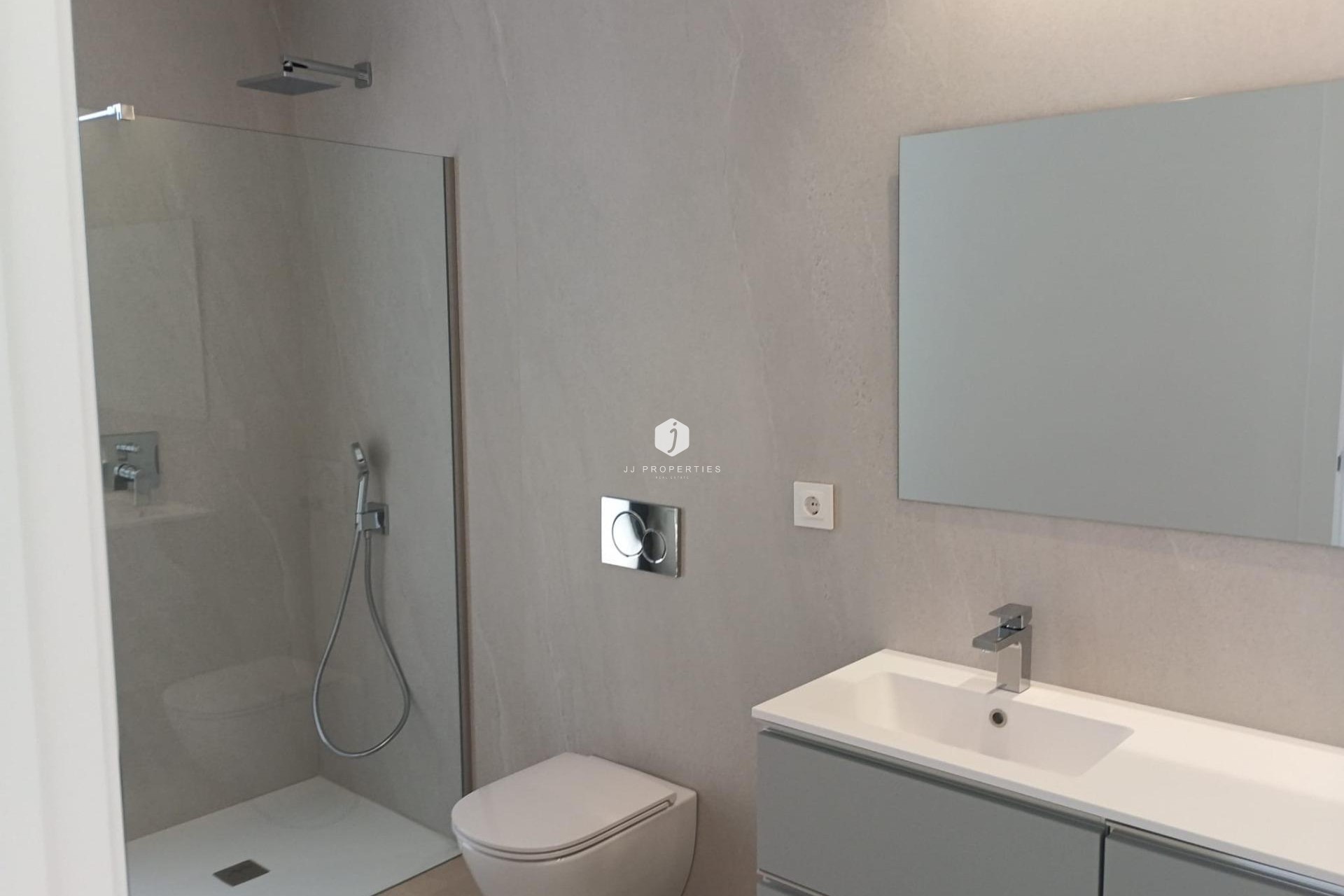 Obra nueva - Villa -
Pilar de la Horadada - Roda Golf