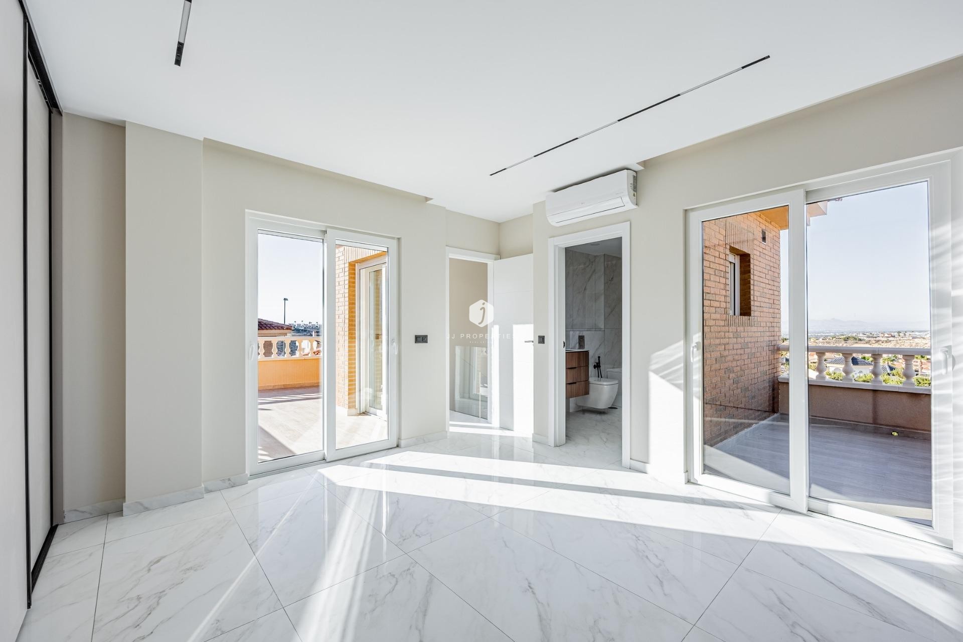 Obra nueva - Villa -
Rojales - Ciudad Quesada