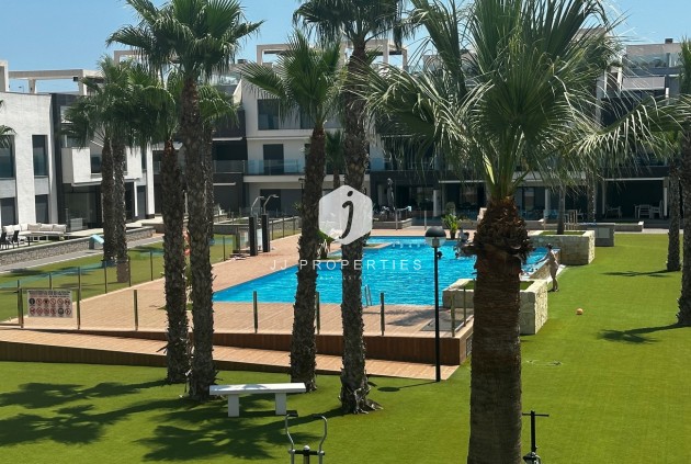 Penthouse - Aus zweiter Hand - El Raso -
                El Raso