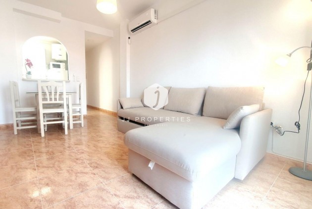 Penthouse - Aus zweiter Hand - Torrevieja -
                Estacion de autobuses