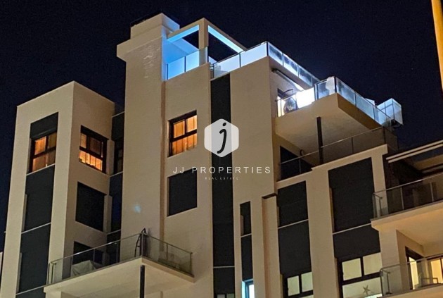 Penthouse - Resale - Guardamar del Segura -
                puerto deportivo