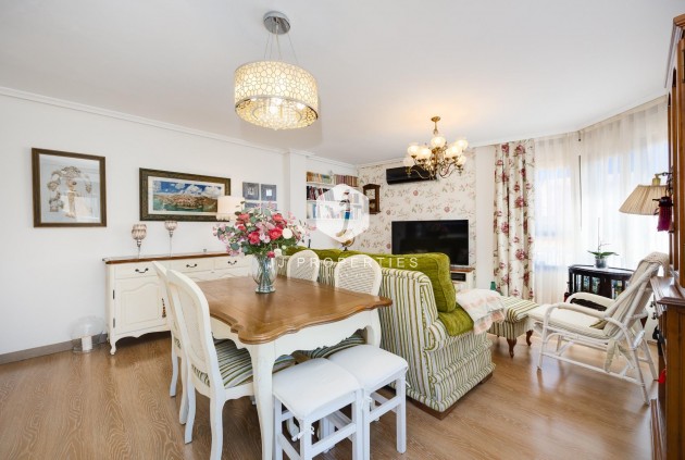 Penthouse - Tweedehands - Torrevieja -
                Centro