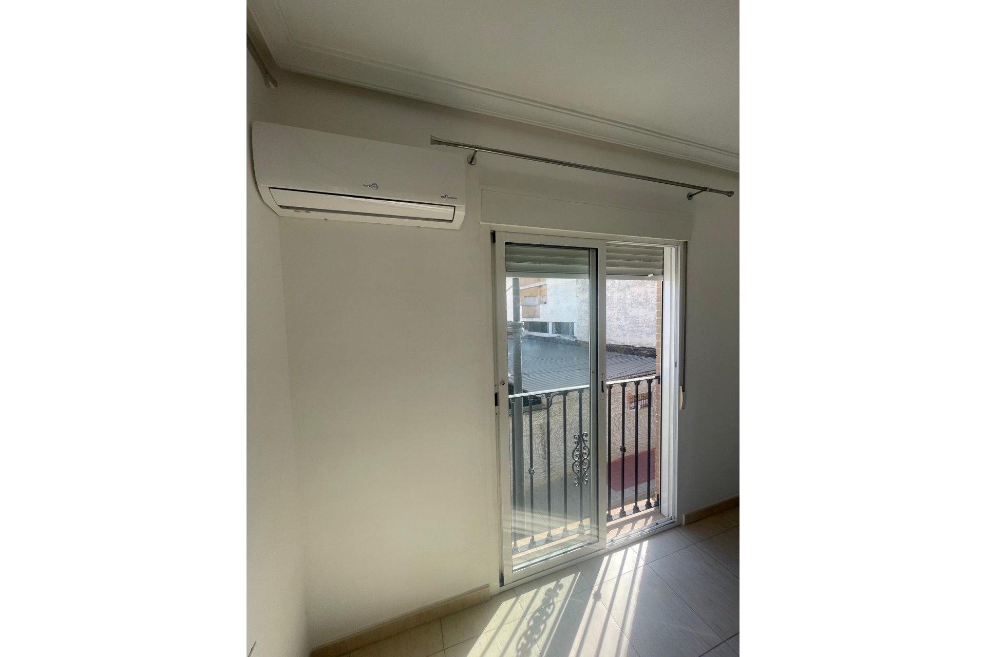 Resale - Apartment / flat -
Algorfa - Algorfa - Village