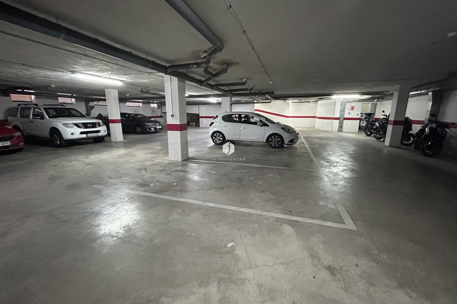 Resale - Apartment / flat -
Alicante - Inland