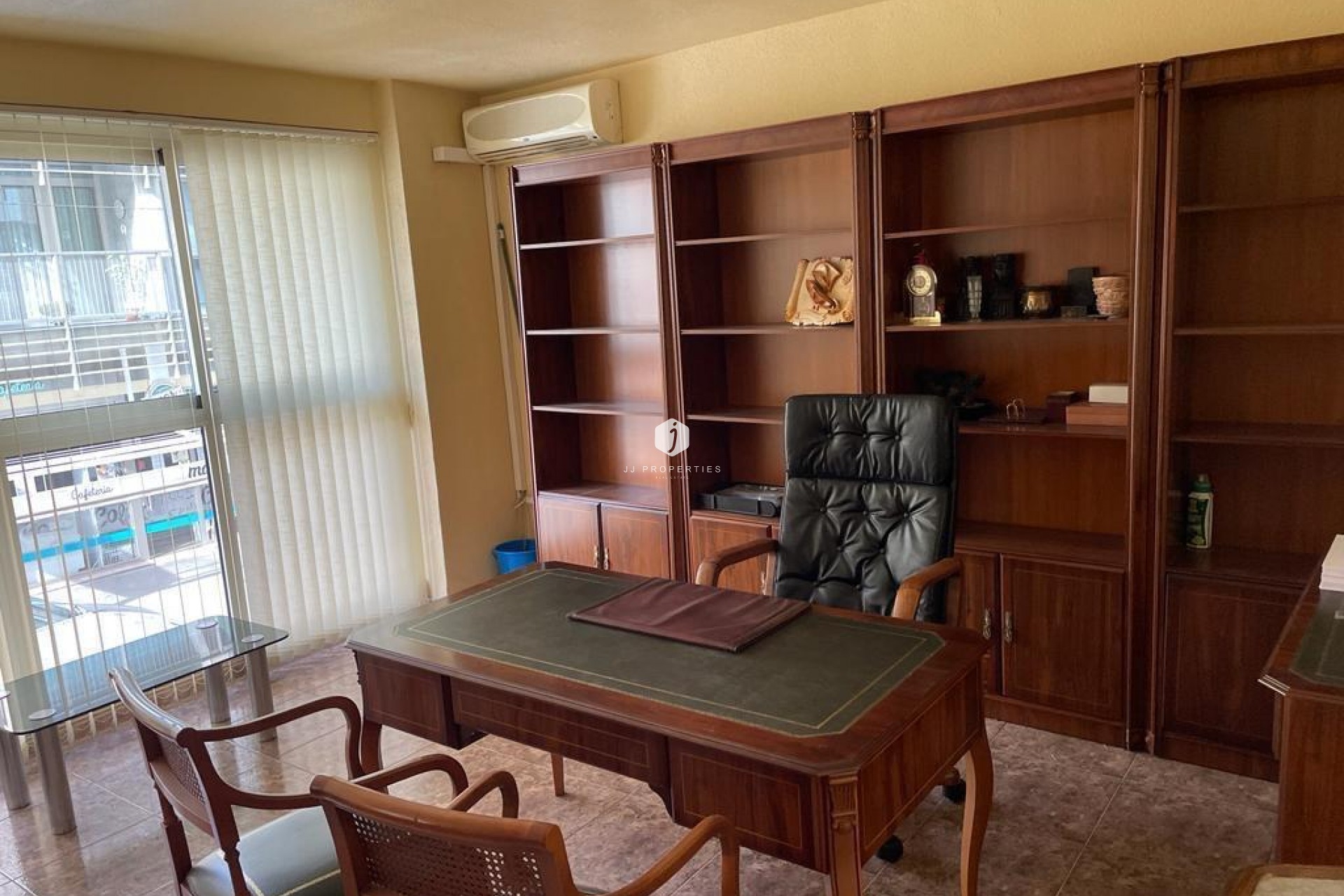 Resale - Apartment / flat -
Almoradí - Almoradí Centro