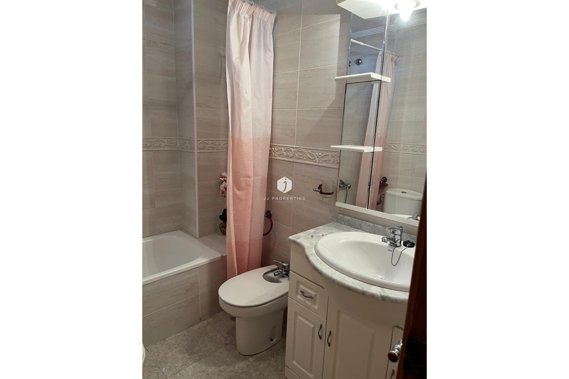 Resale - Apartment / flat -
Almoradí - Centro Urbano 2