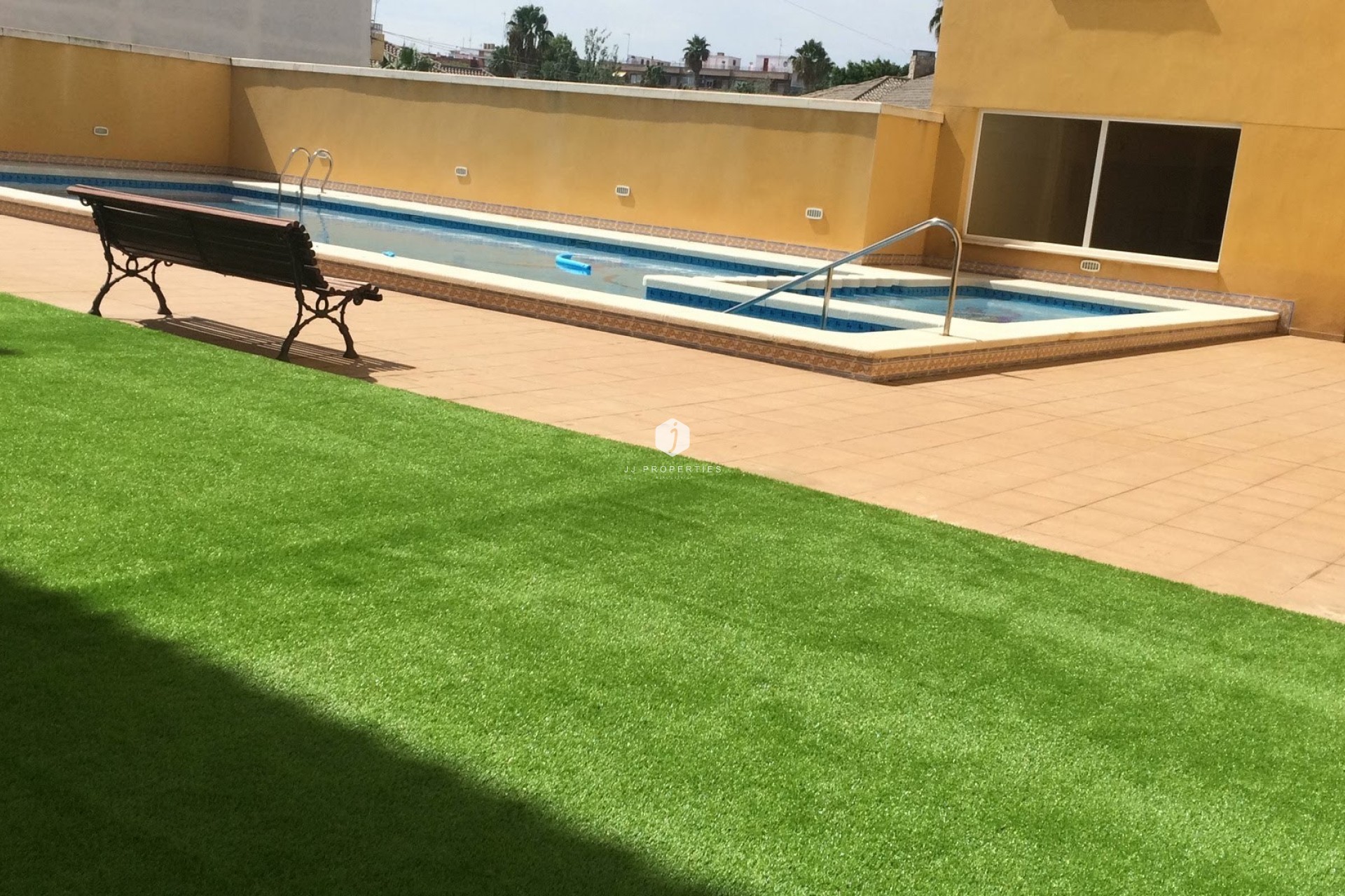 Resale - Apartment / flat -
Almoradí - Inland