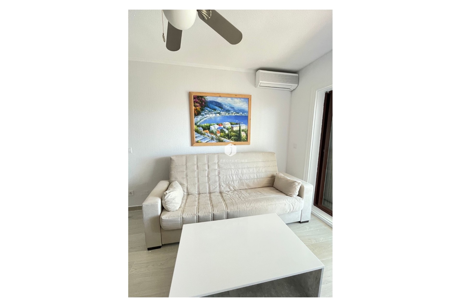 Resale - Apartment / flat -
Cabo Roig - Costa Blanca