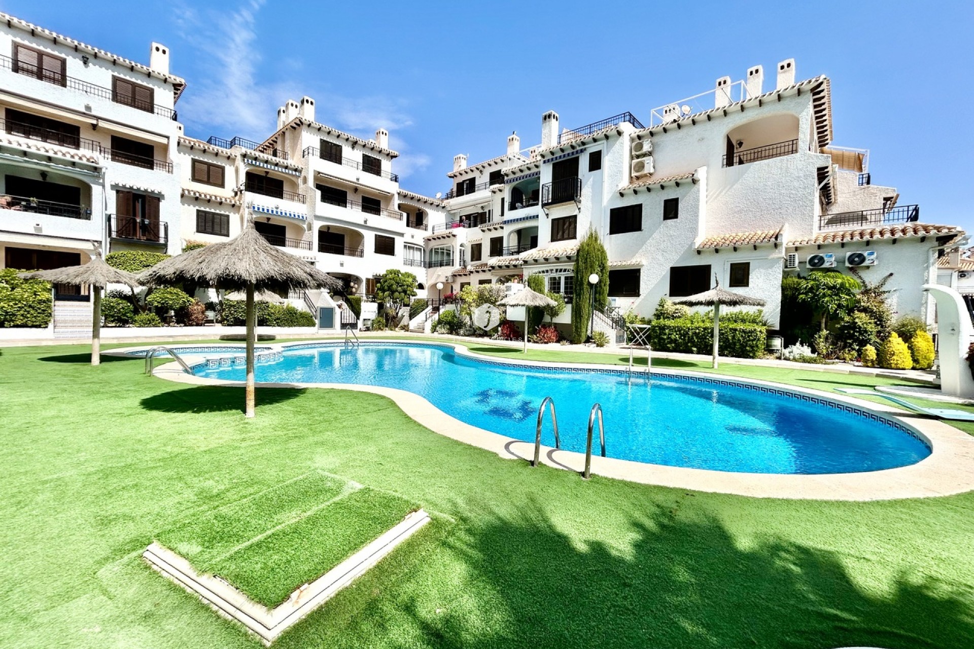 Resale - Apartment / flat -
Cabo Roig - Costa Blanca