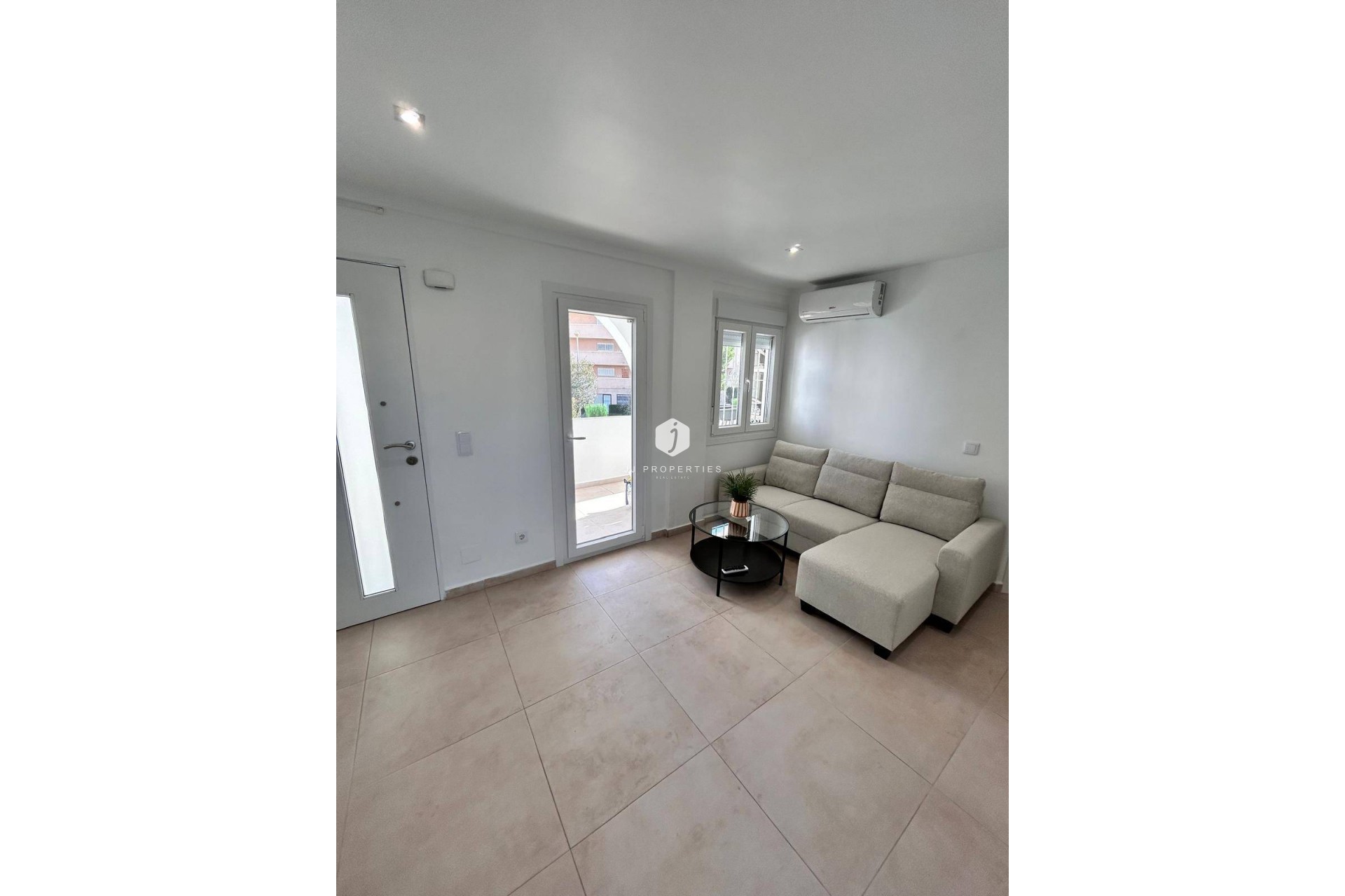 Resale - Apartment / flat -
Cabo Roig - Costa Blanca