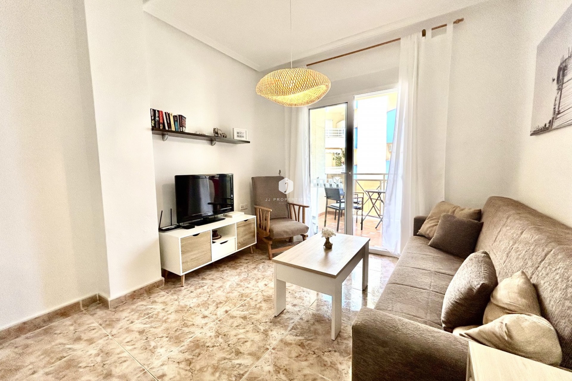Resale - Apartment / flat -
Cabo Roig - Costa Blanca