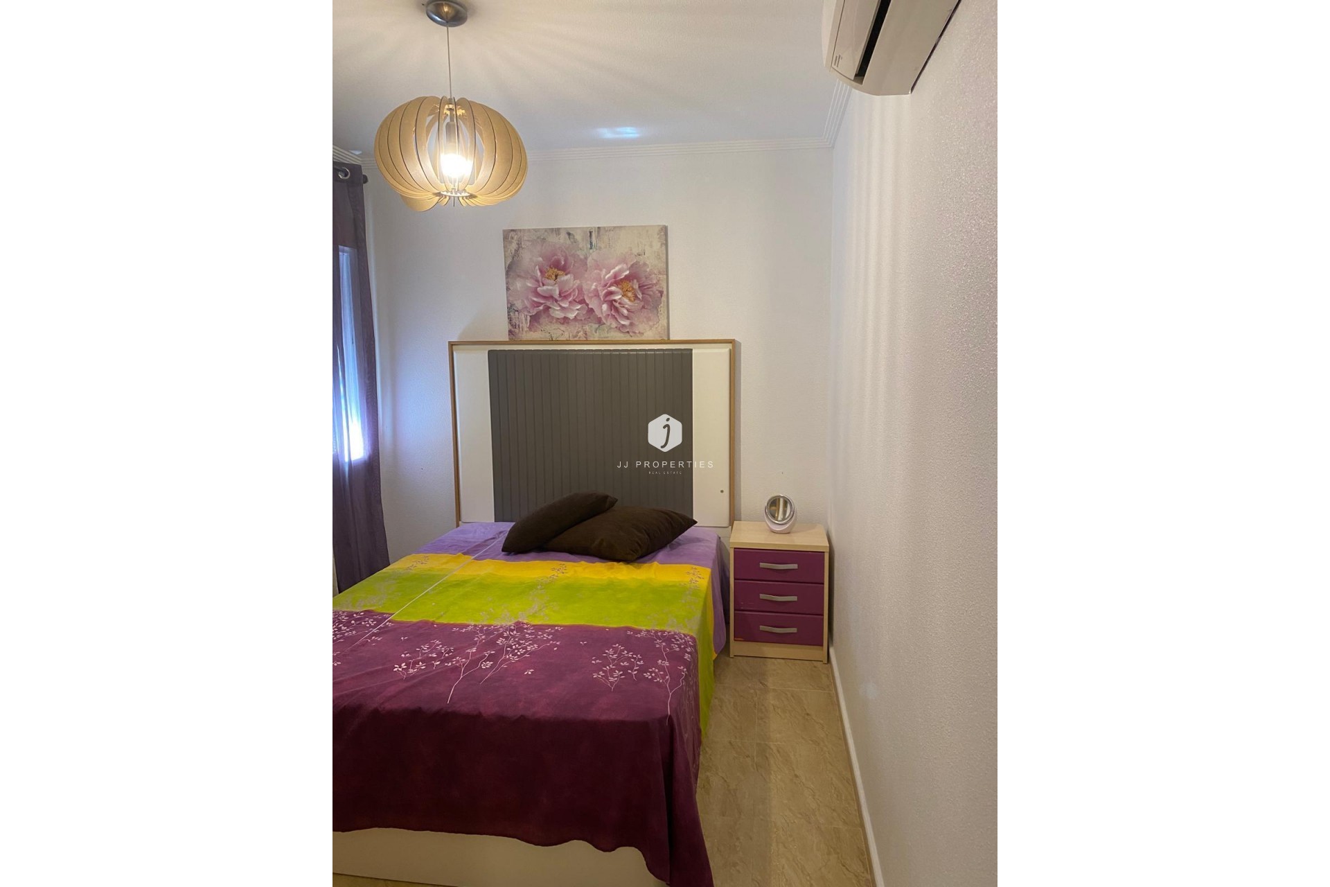 Resale - Apartment / flat -
Campoamor - Costa Blanca