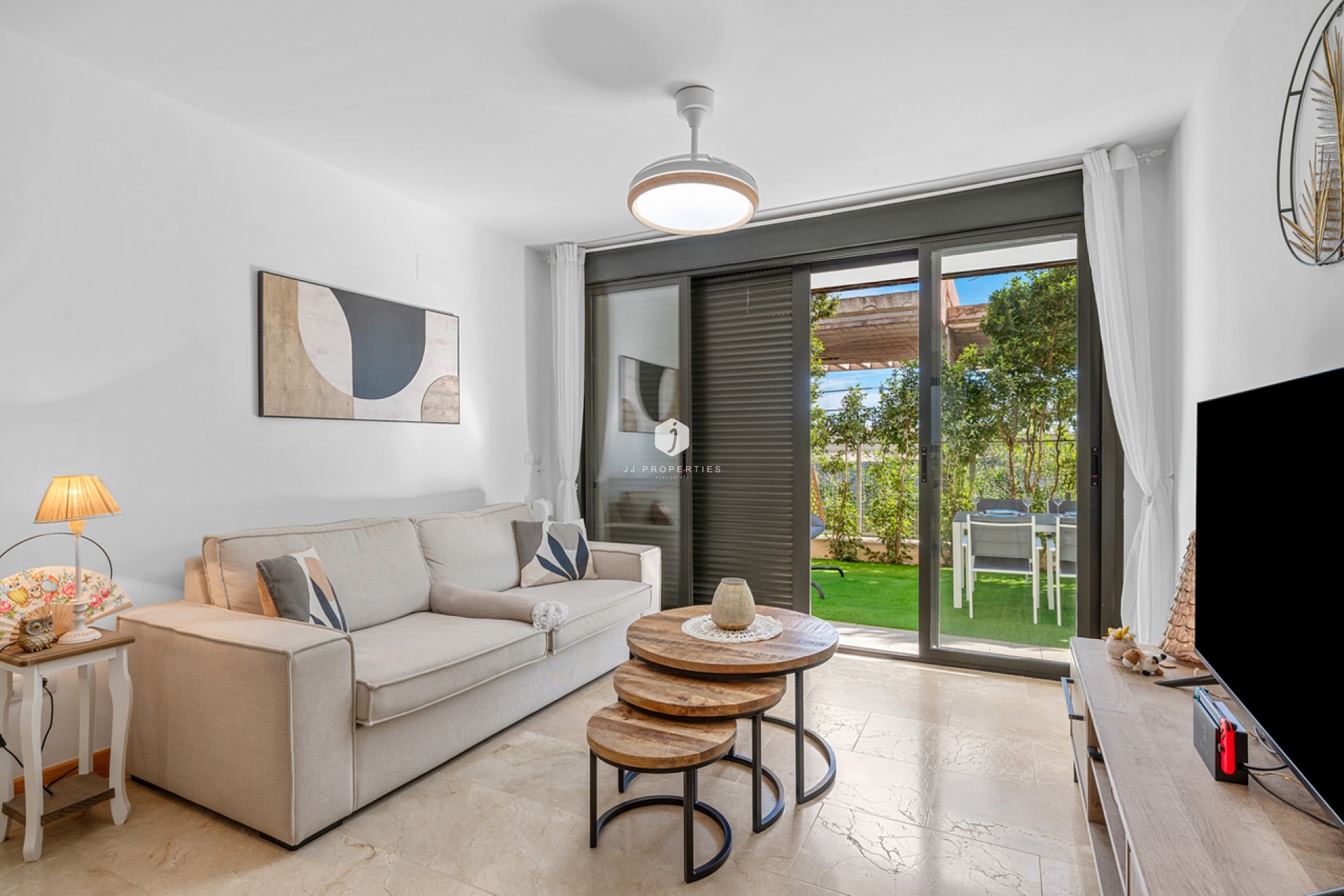 Resale - Apartment / flat -
Campoamor - Costa Blanca