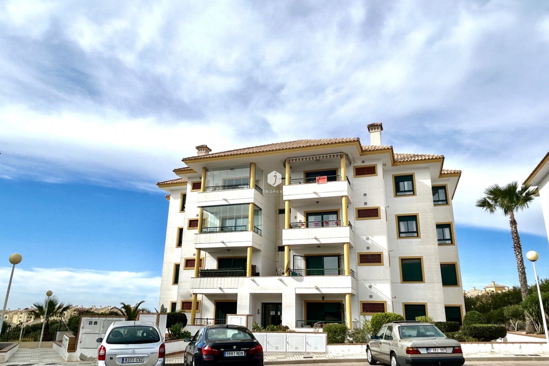Resale - Apartment / flat -
Campoamor - Costa Blanca