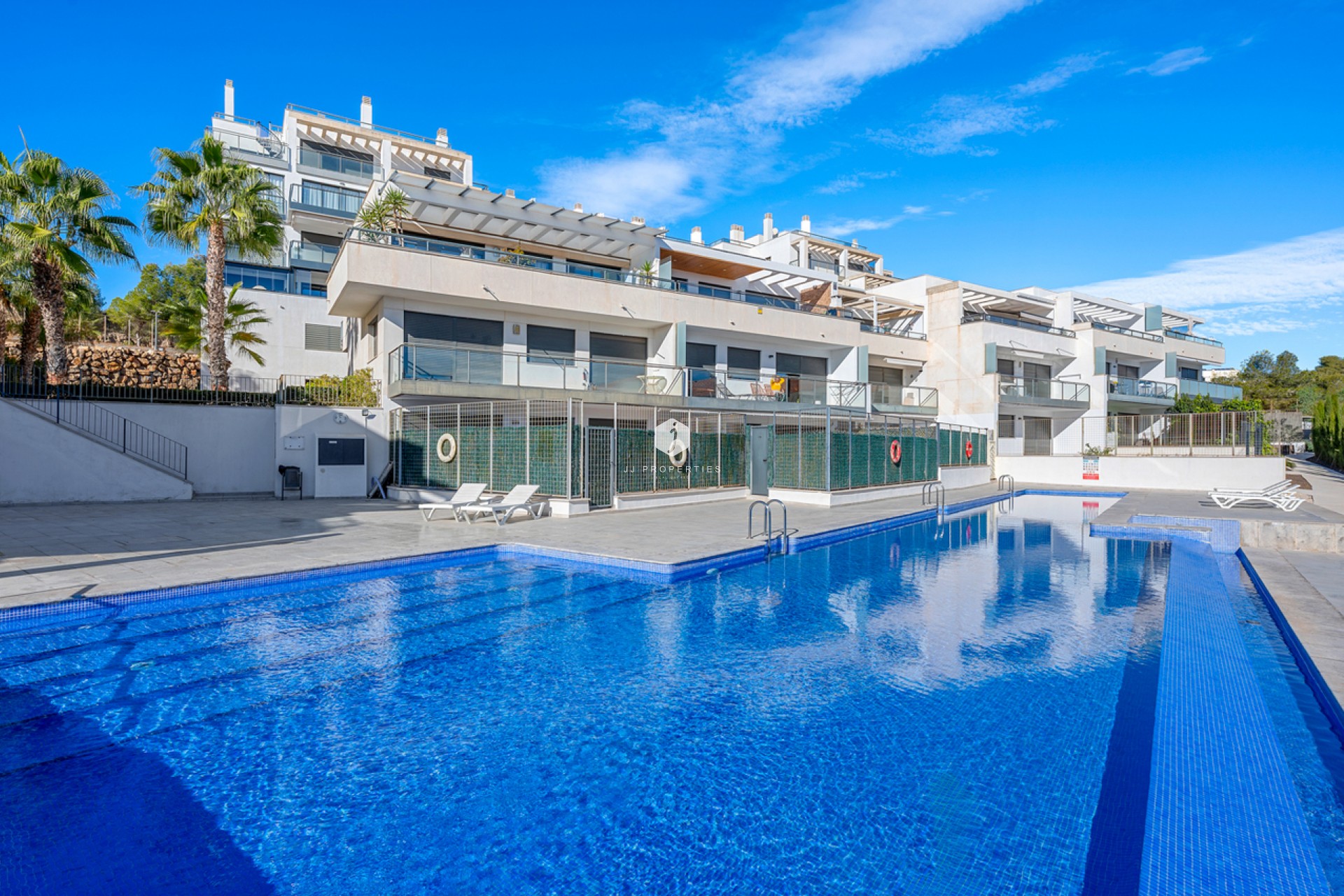 Resale - Apartment / flat -
Campoamor - Costa Blanca