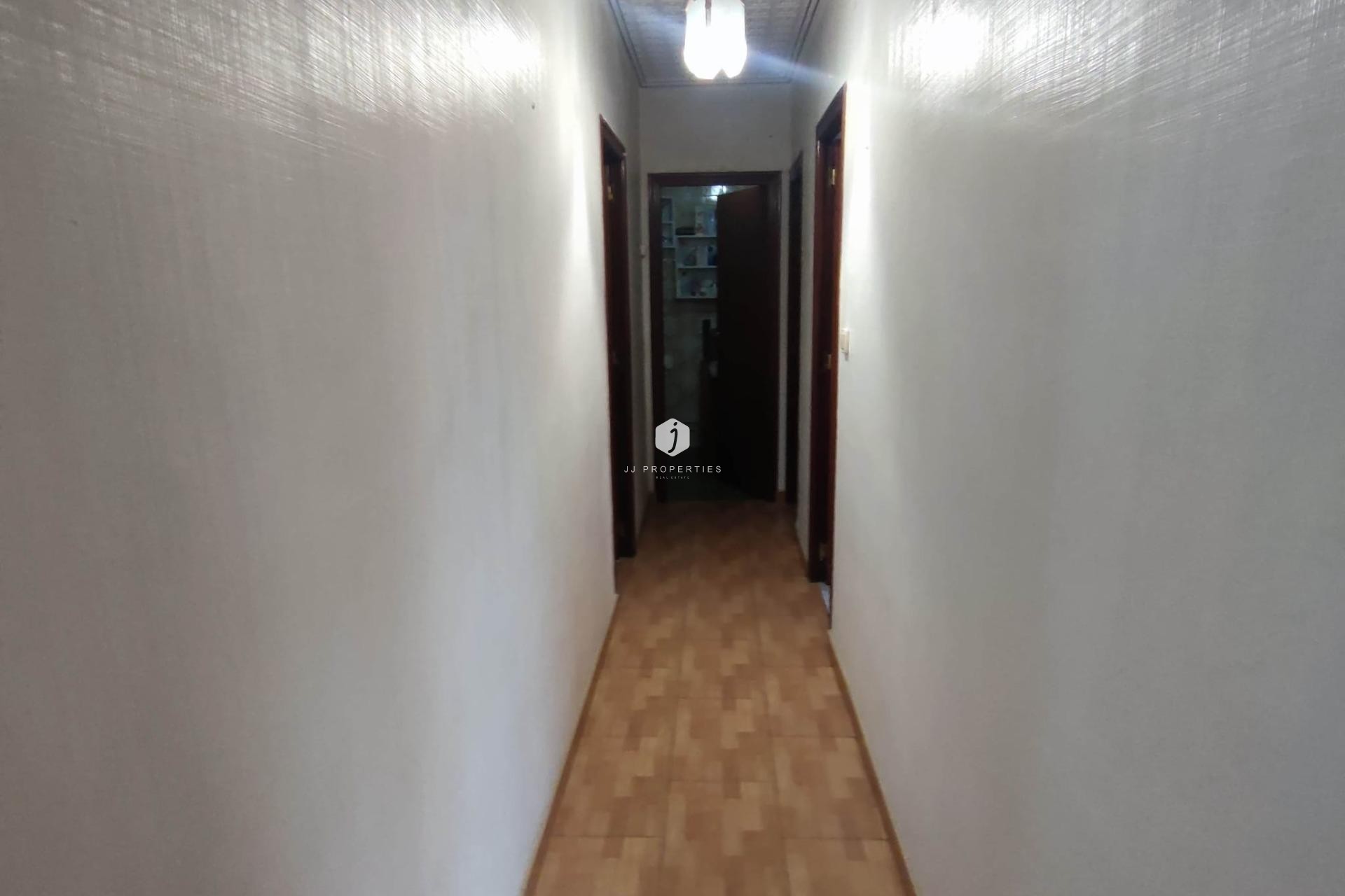 Resale - Apartment / flat -
Cox - Comunidad Valenciana