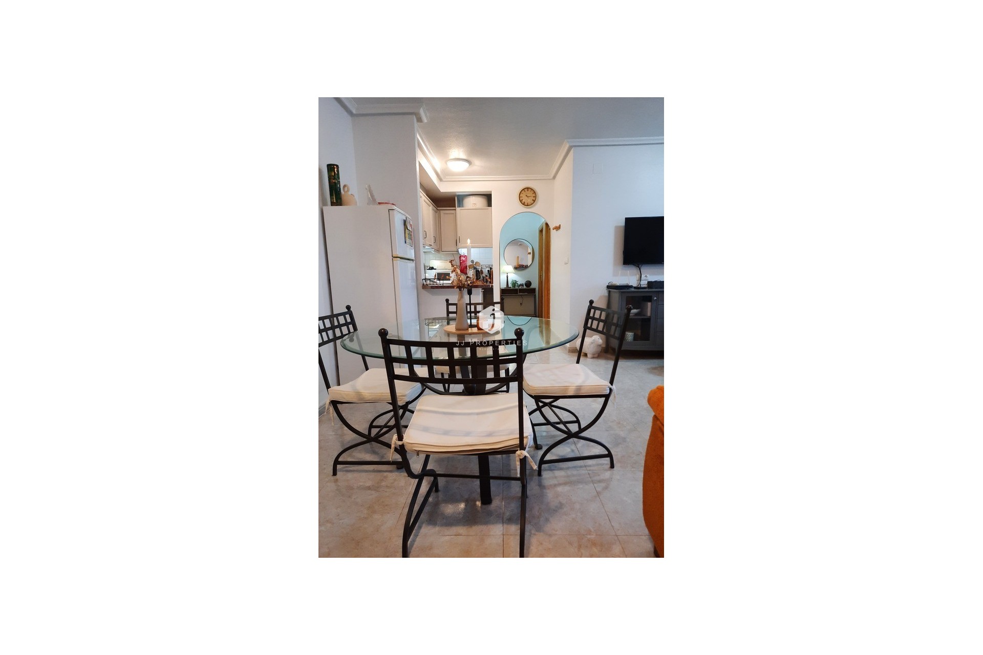 Resale - Apartment / flat -
Daya Vieja - Costa Blanca