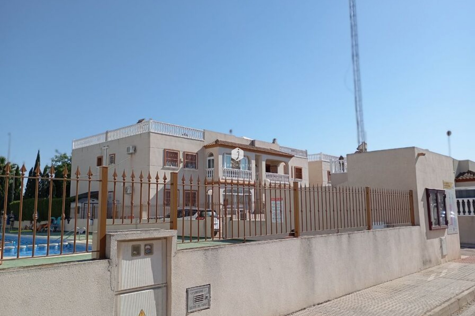 Resale - Apartment / flat -
Daya Vieja - Costa Blanca