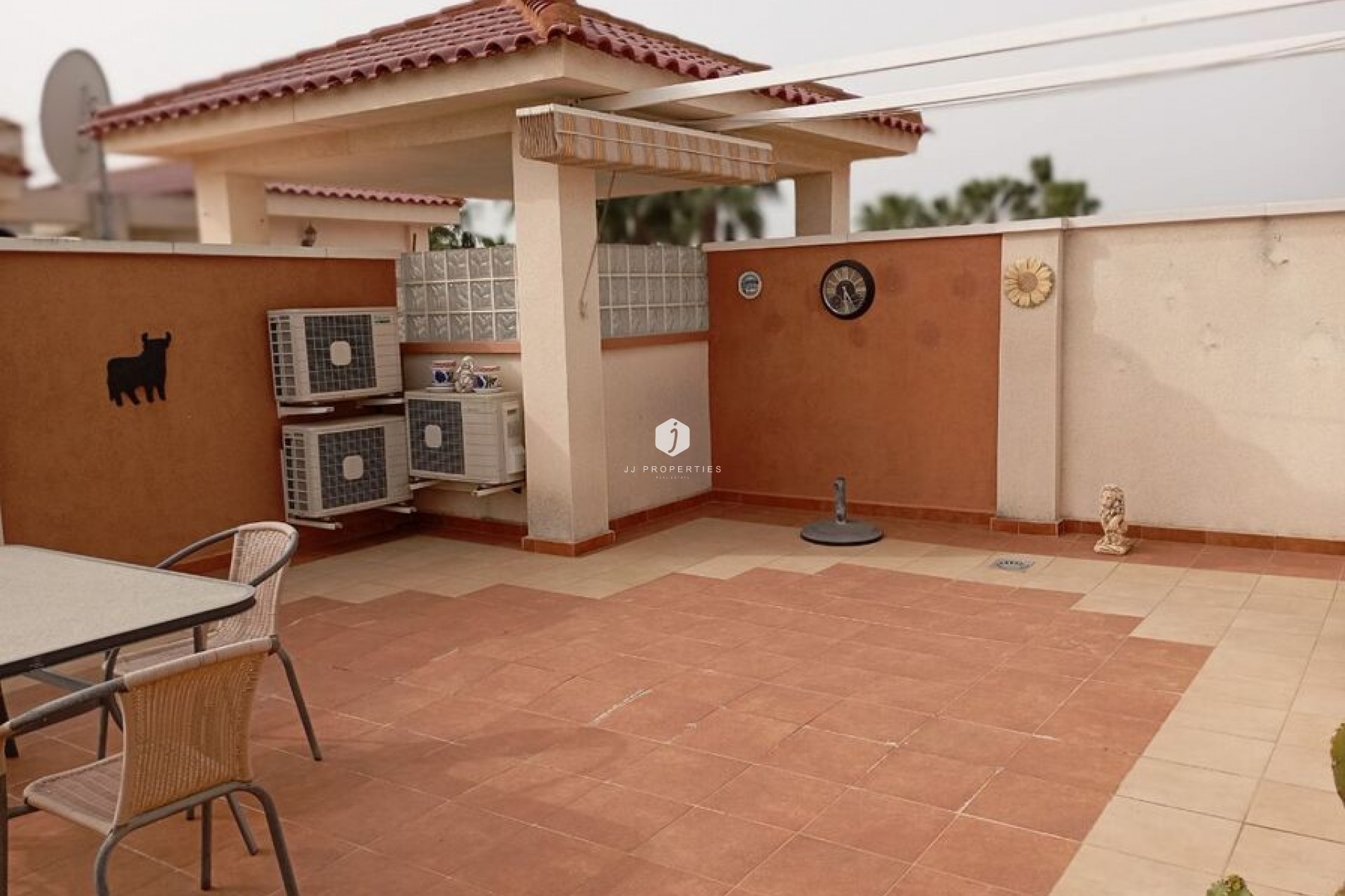 Resale - Apartment / flat -
Daya Vieja - Costa Blanca