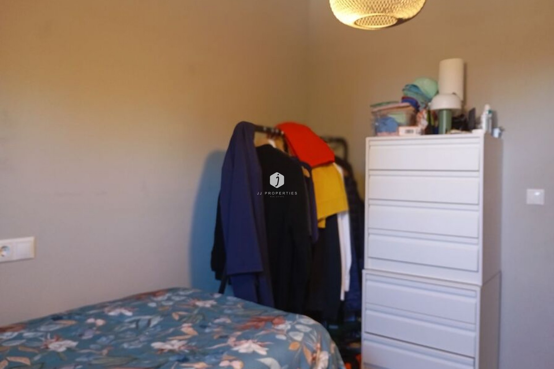 Resale - Apartment / flat -
Daya Vieja - Costa Blanca