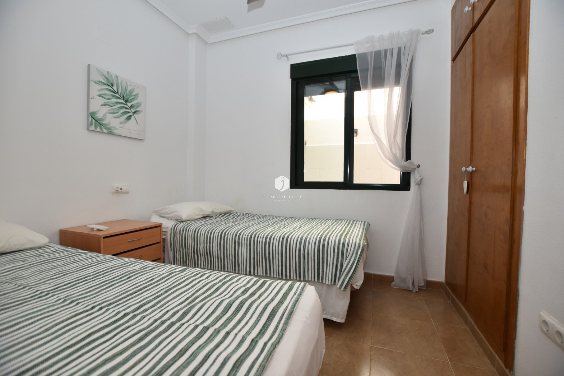 Resale - Apartment / flat -
Daya Vieja - Costa Blanca