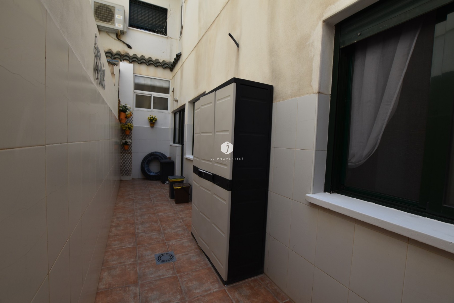Resale - Apartment / flat -
Daya Vieja - Costa Blanca