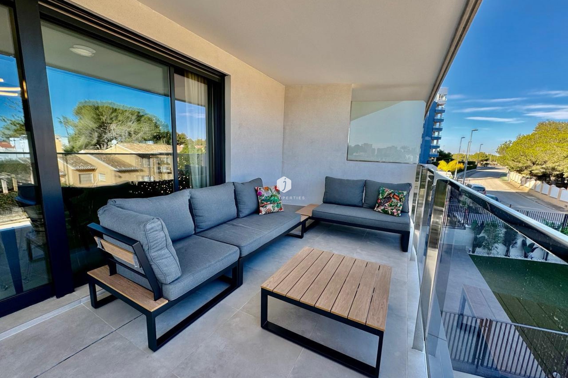 Resale - Apartment / flat -
Dehesa de Campoamor - Costa Blanca