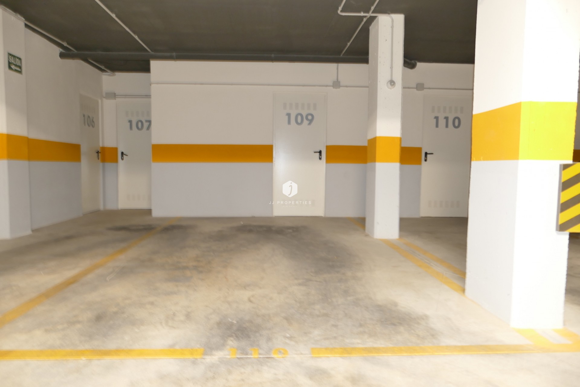 Resale - Apartment / flat -
Dehesa de Campoamor - Costa Blanca