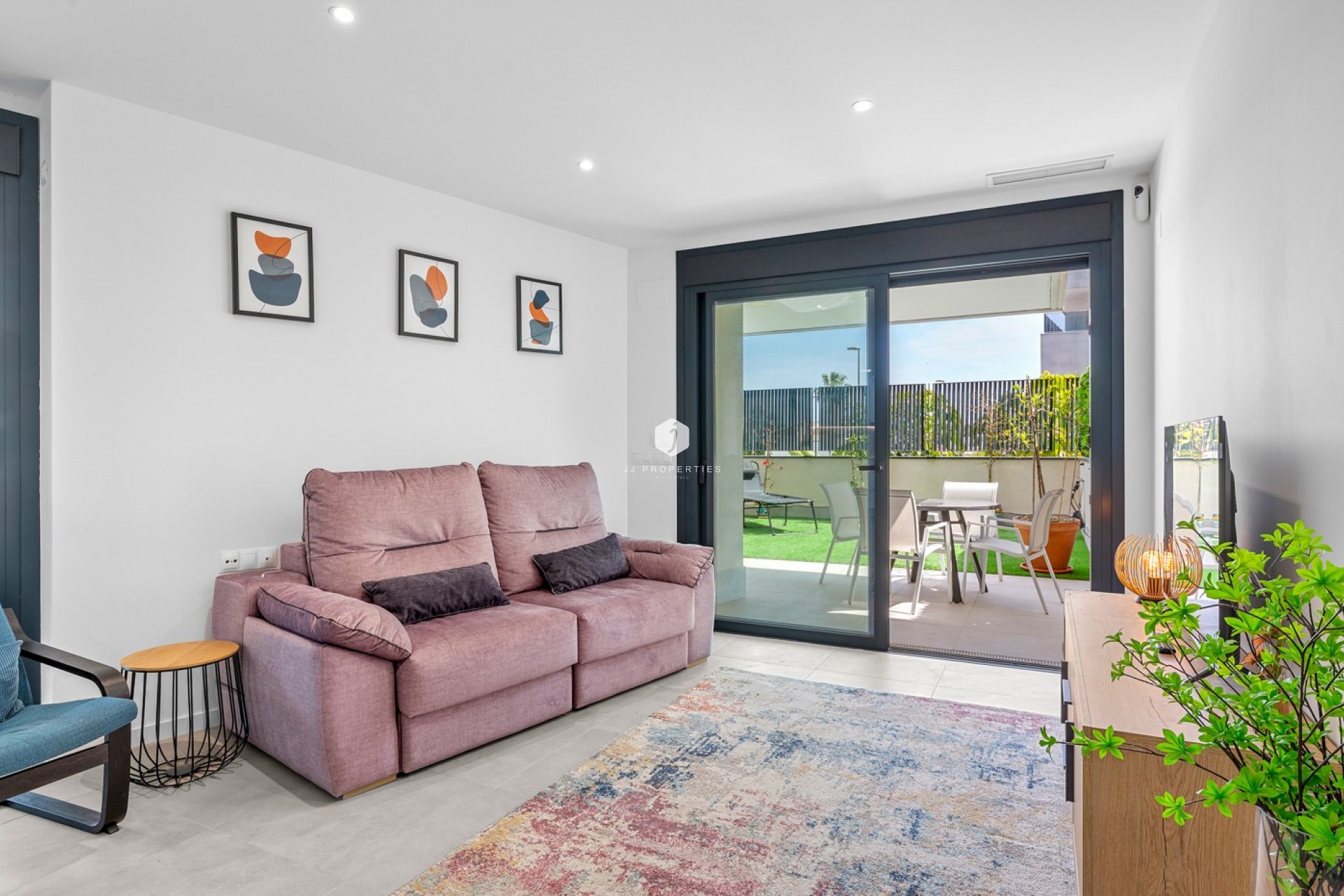 Resale - Apartment / flat -
Dehesa de Campoamor - Costa Blanca