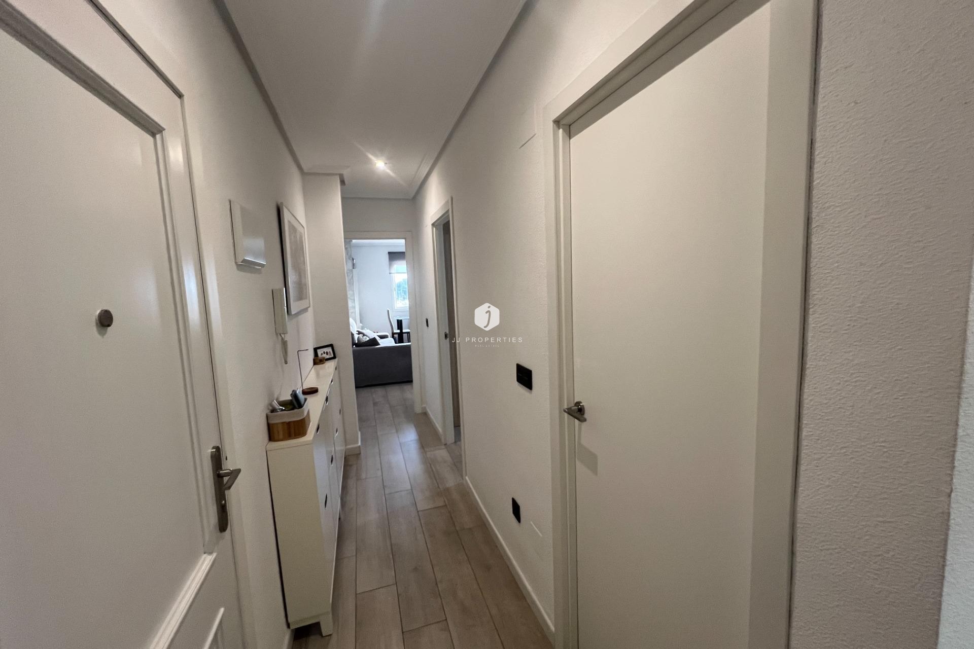 Resale - Apartment / flat -
Dolores - Comunidad Valenciana