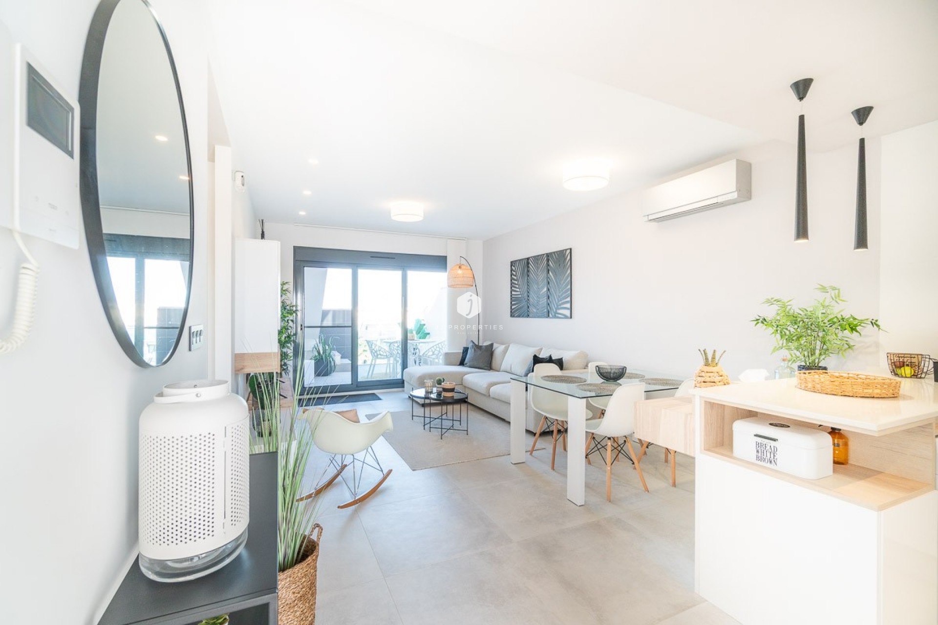 Resale - Apartment / flat -
El Raso - Costa Blanca