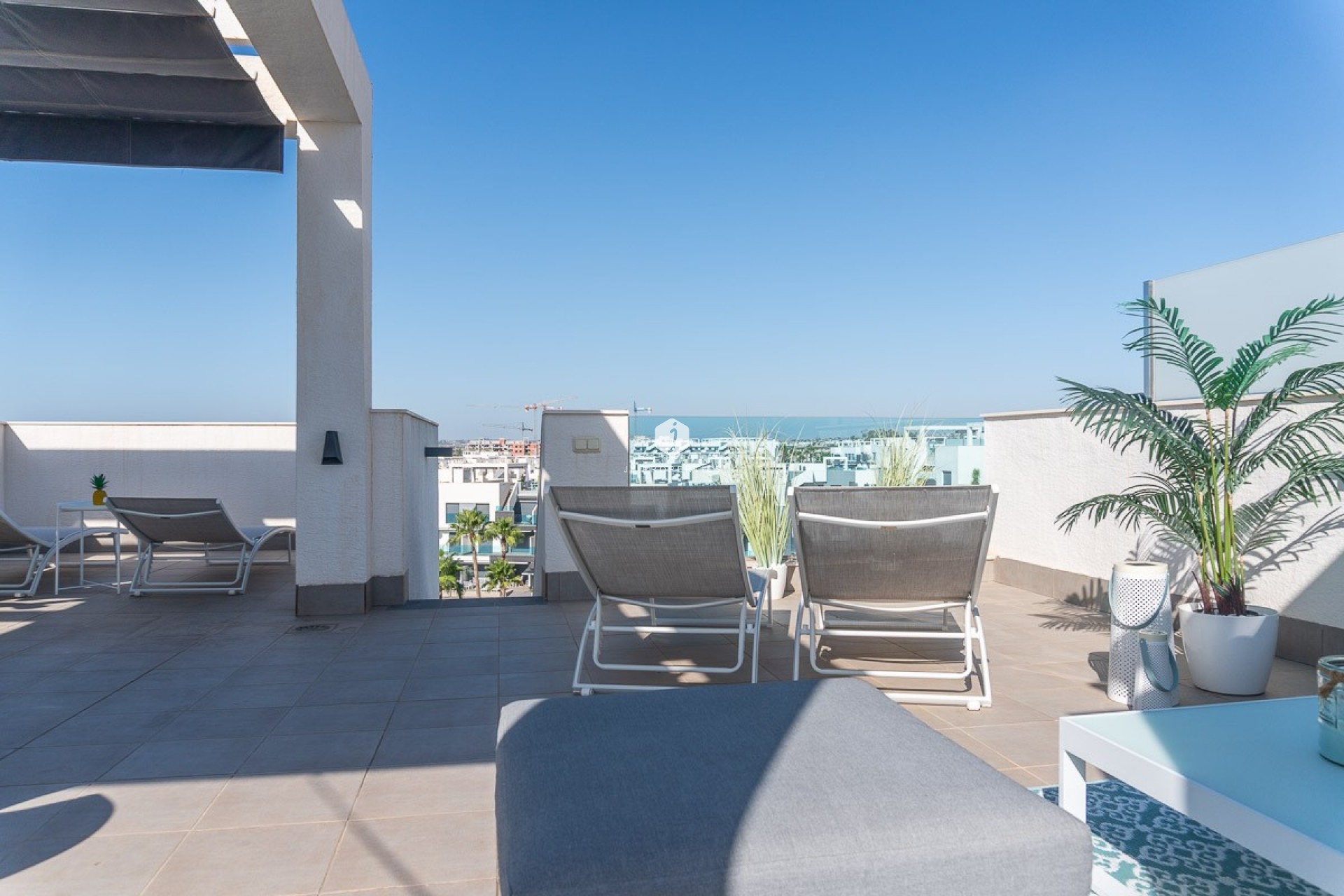 Resale - Apartment / flat -
El Raso - Costa Blanca