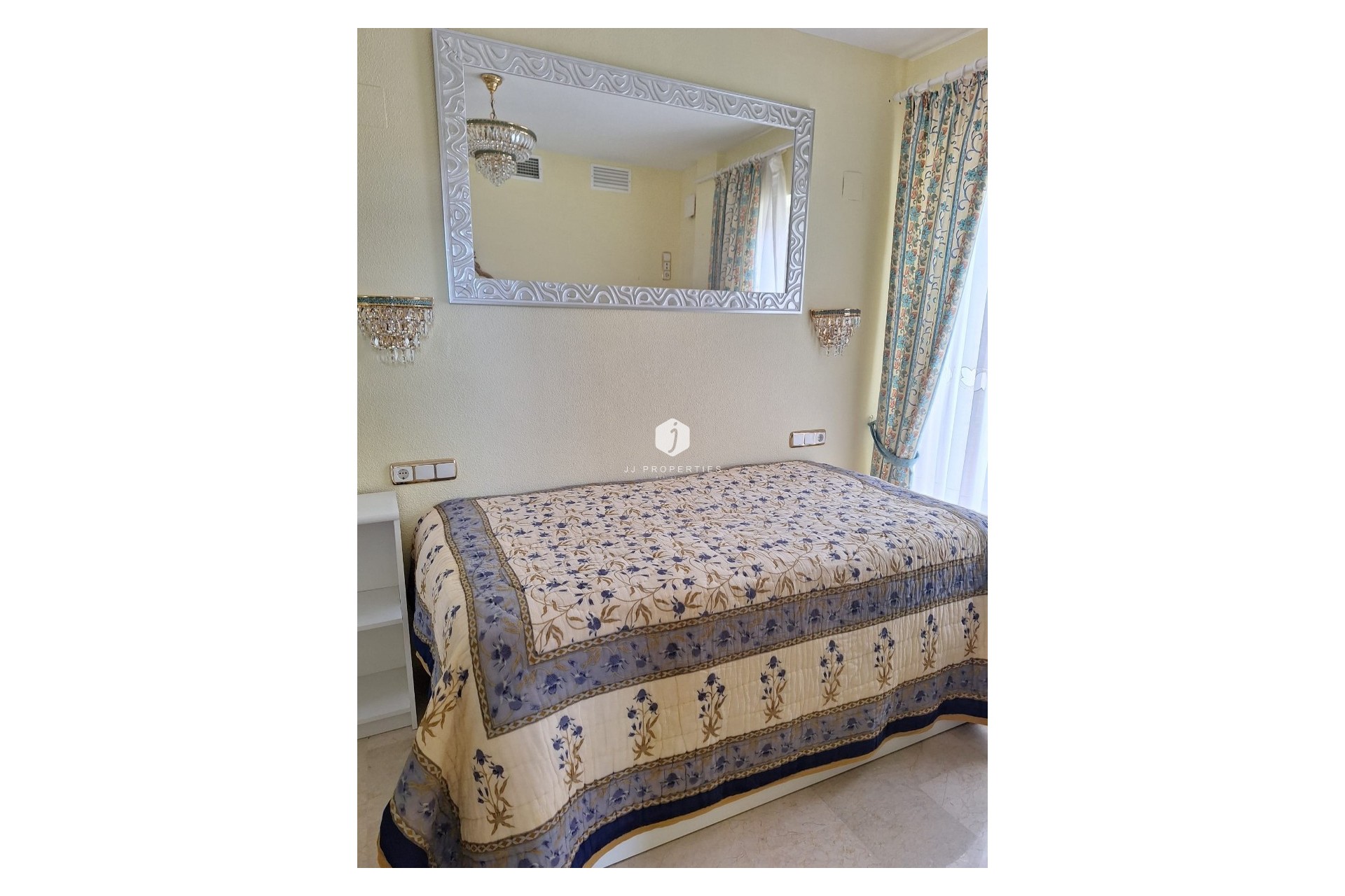 Resale - Apartment / flat -
Guardamar del Segura - Costa Blanca