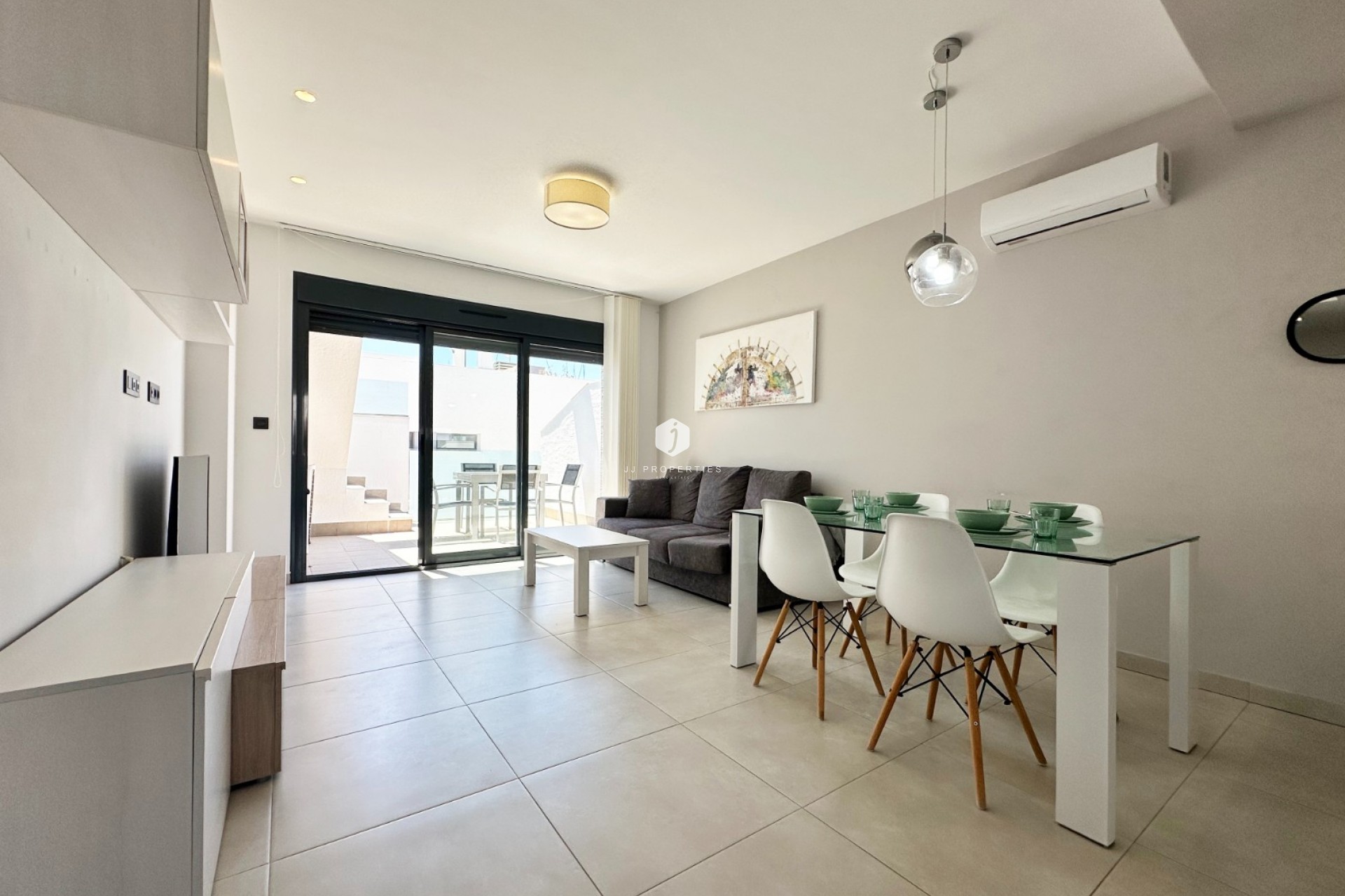 Resale - Apartment / flat -
Guardamar del Segura - Costa Blanca